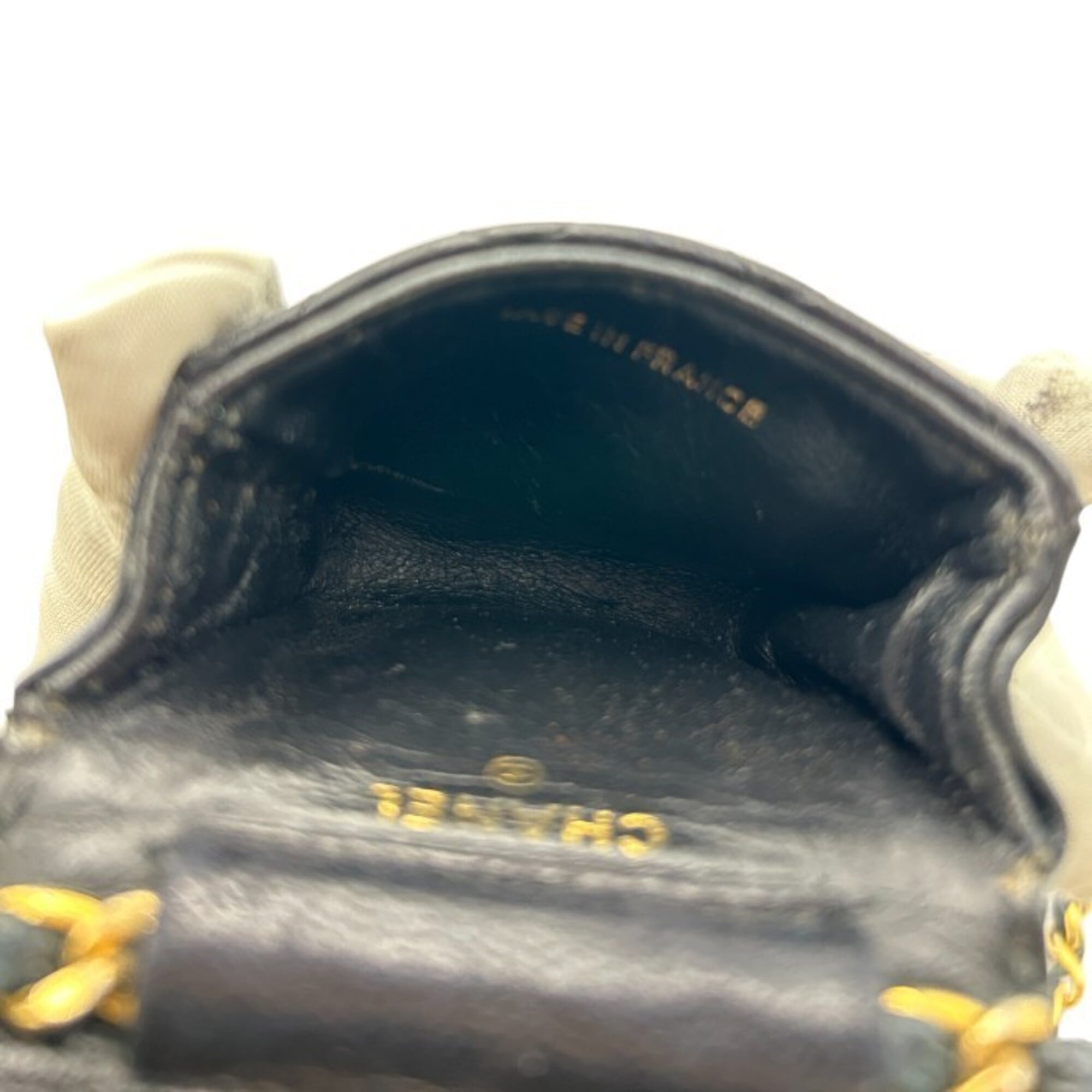 Chanel Black Shoulder Bag (Pre-Owned)