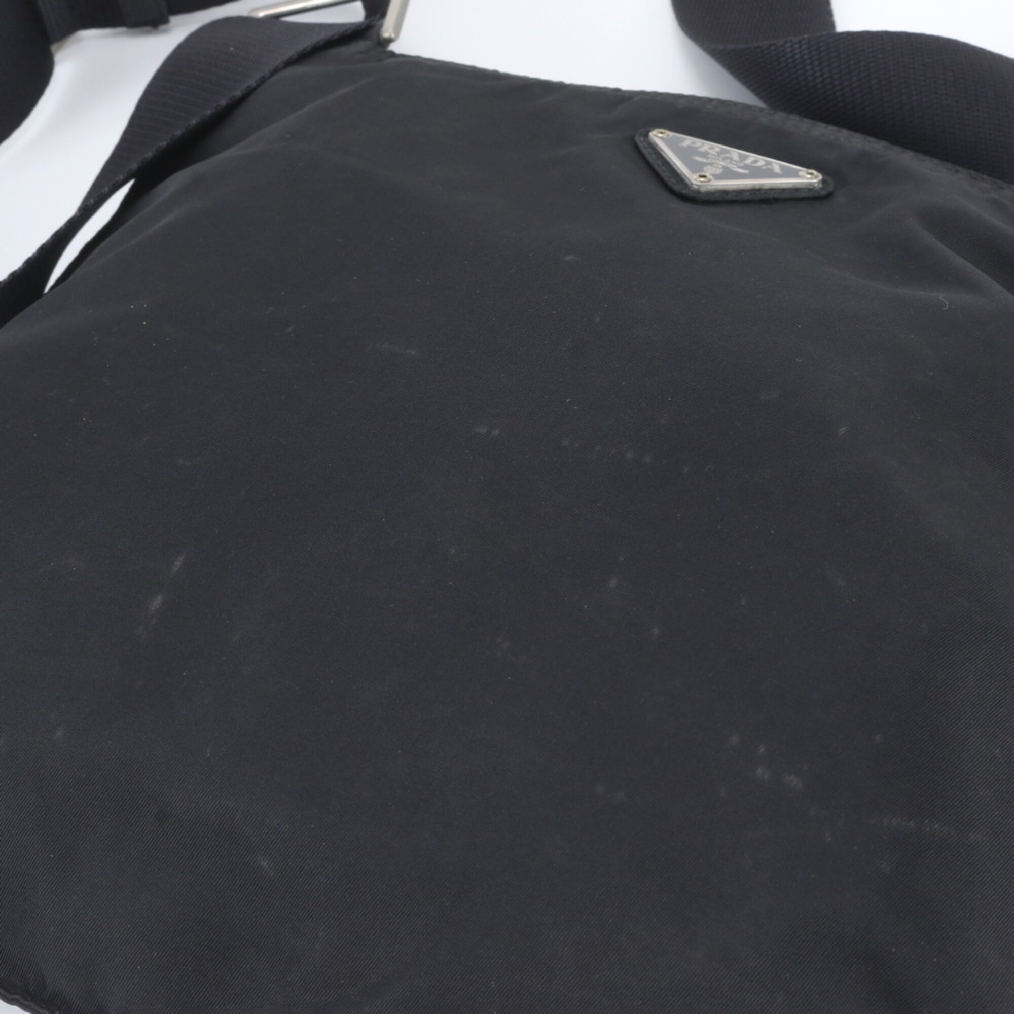 Prada Black Nylon Leather Messenger Bag Shoulder Bag (Pre-Owned)