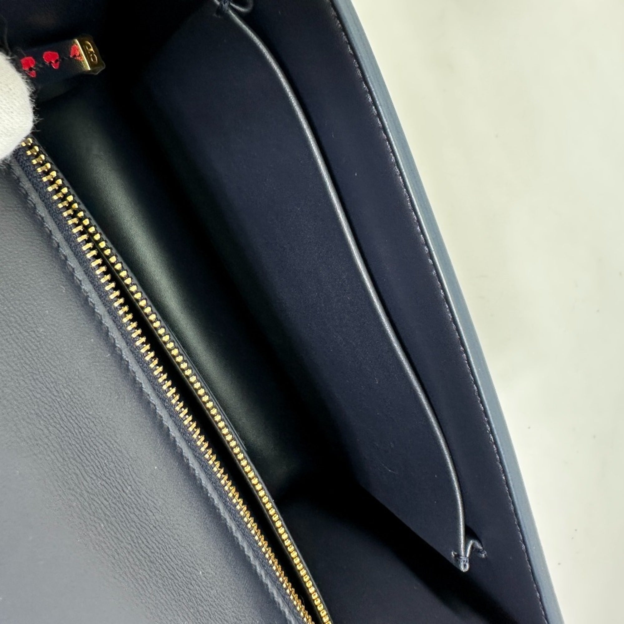 Christian Dior Black Leather Shoulder Bag (Pre-Owned)