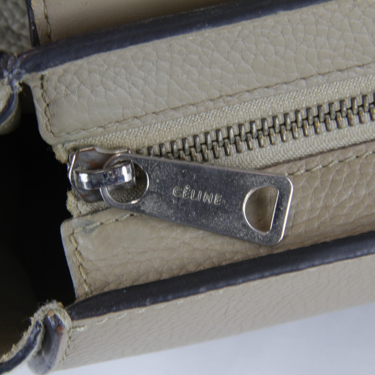 Celine Beige Leather Shoulder Bag (Pre-Owned)