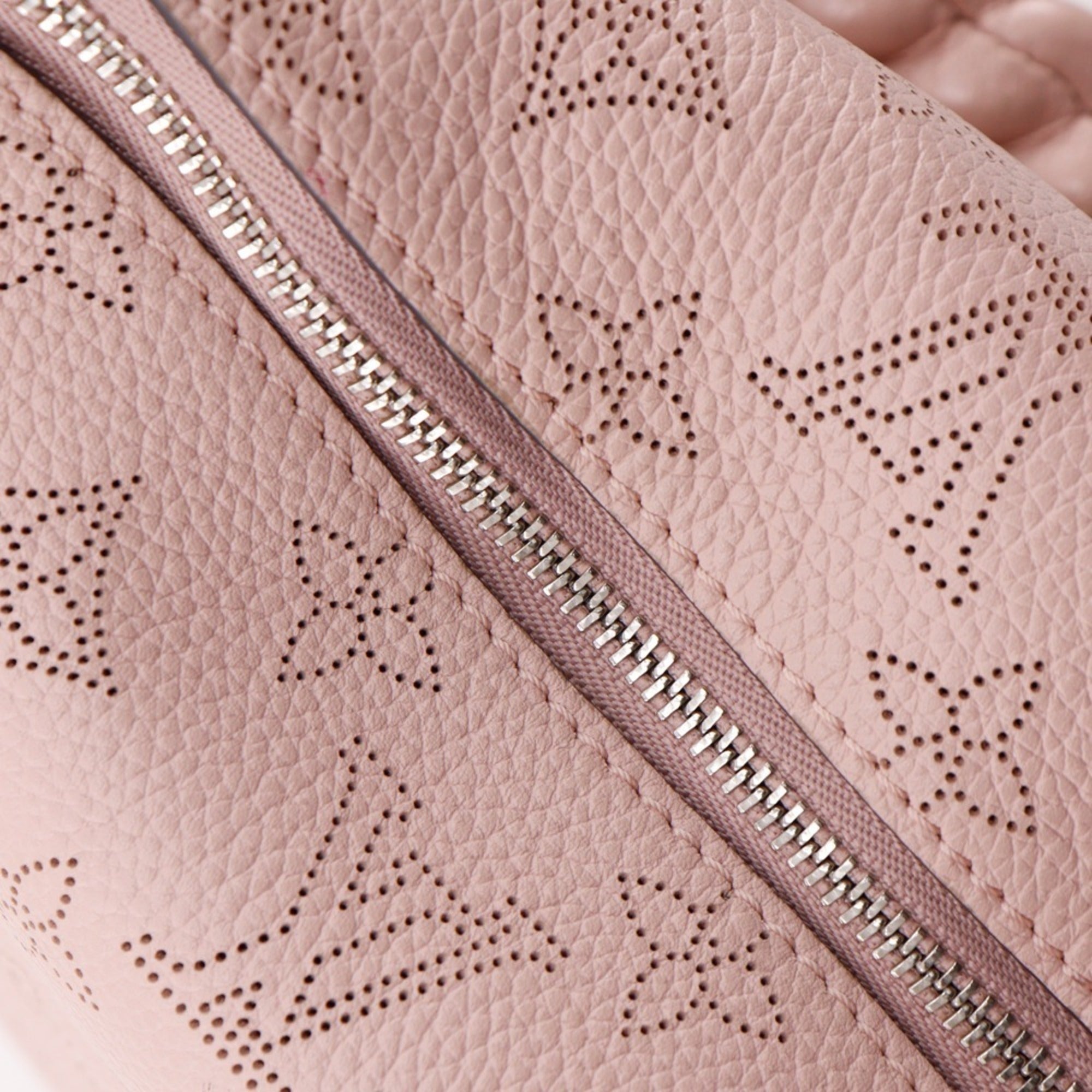 Louis Vuitton Magnolia Pink Mahina Leather Monogram Shoulder Bag (Pre-Owned)