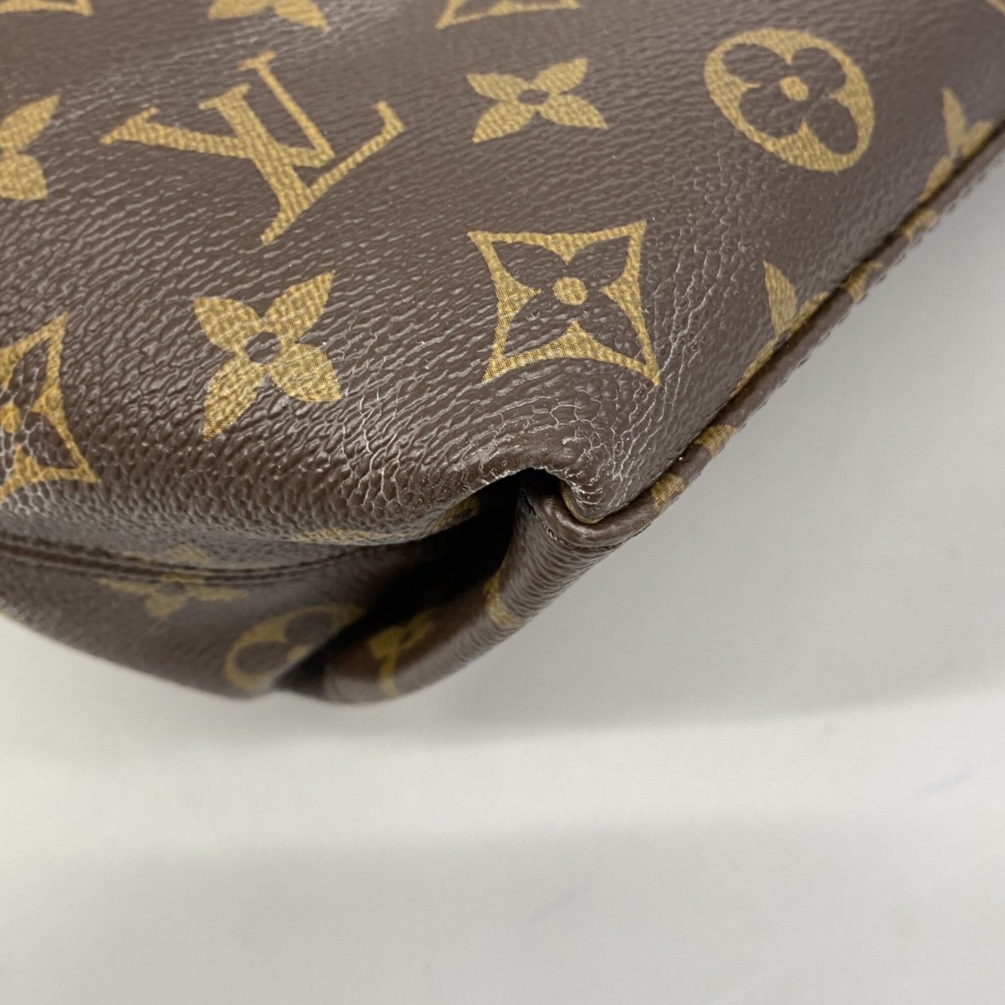 Louis Vuitton Brown Handbag (Pre-Owned)