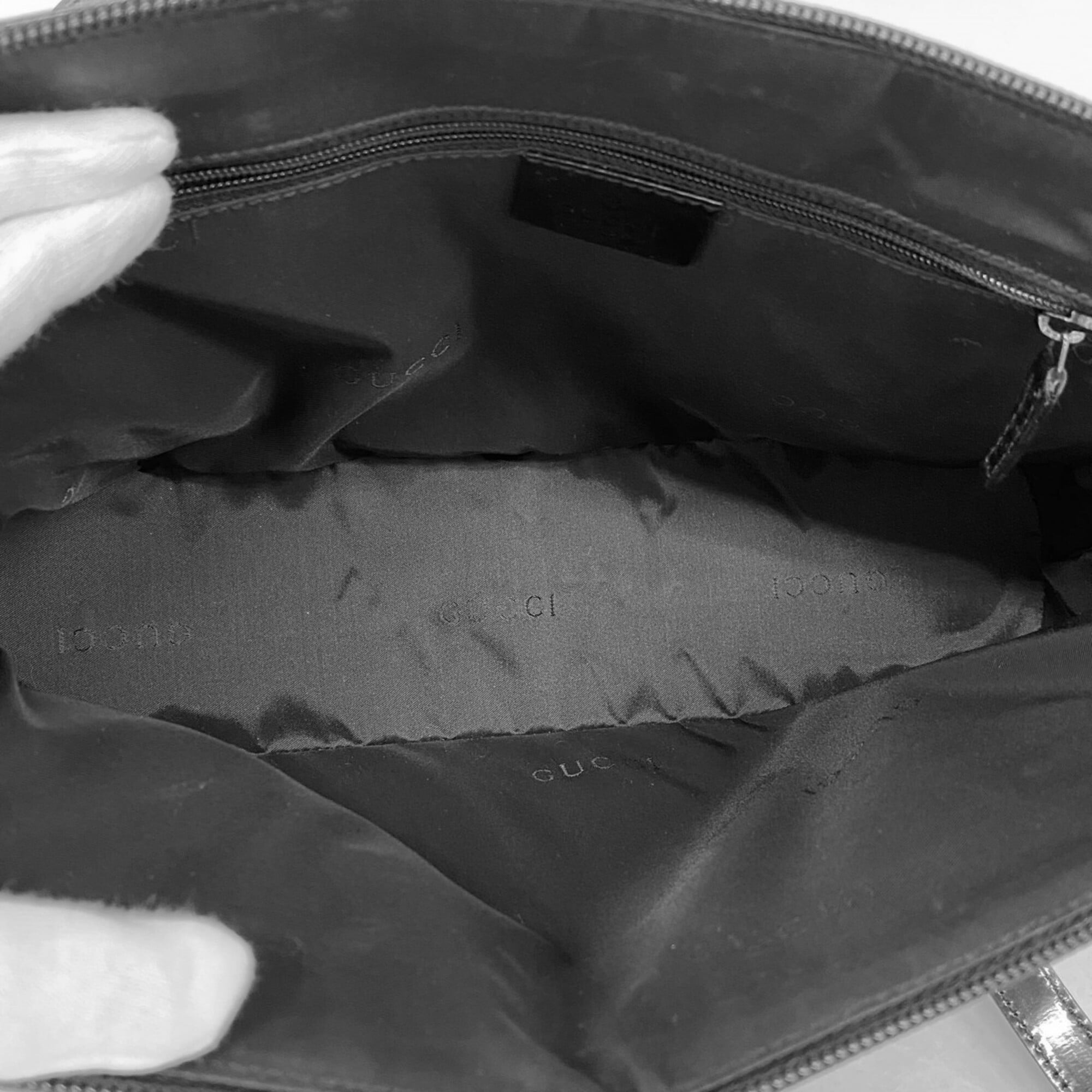 Gucci Black Shoulder Bag (Pre-Owned)