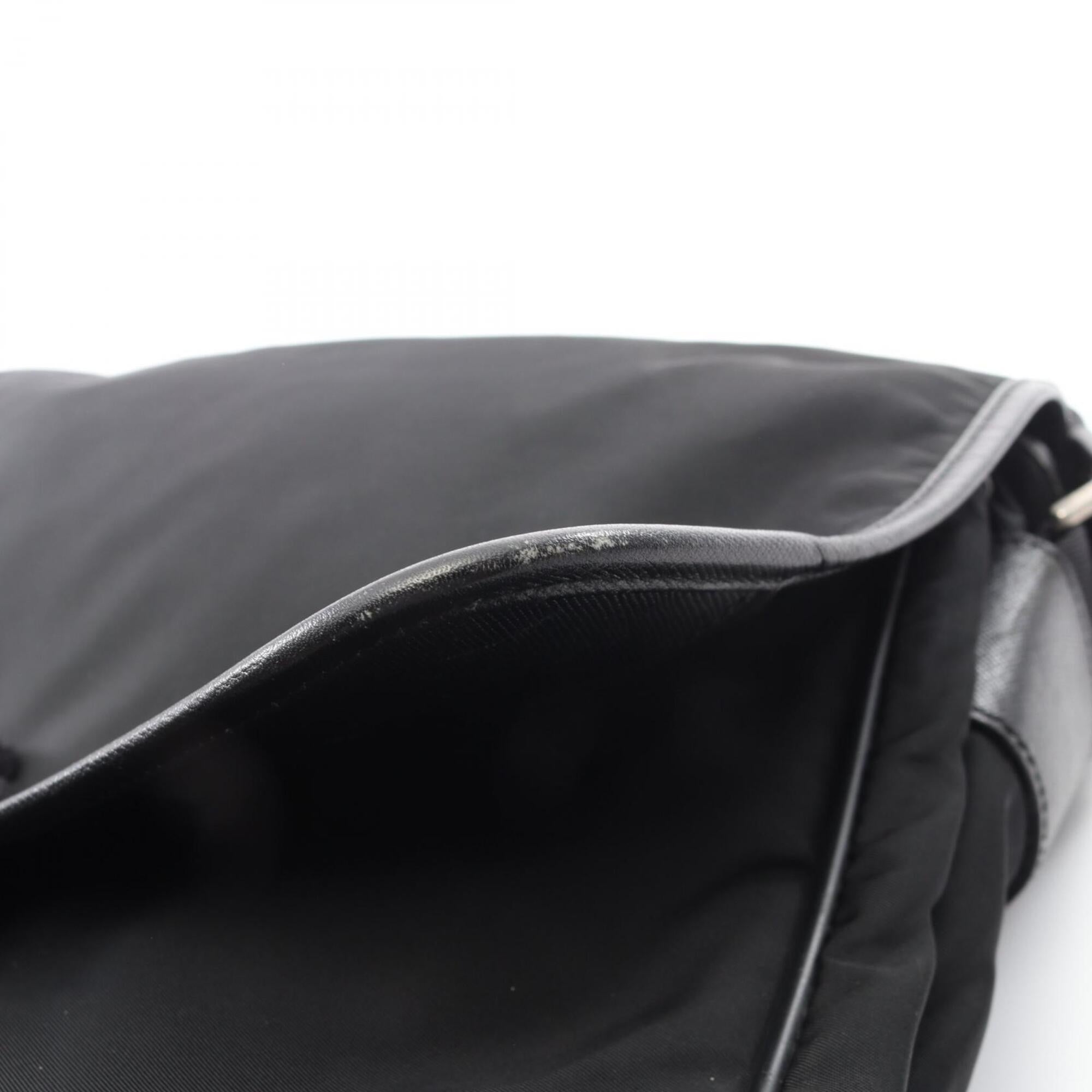 Prada Black Nylon Saffiano Triangle Handbag Shoulder Bag (Pre-Owned)