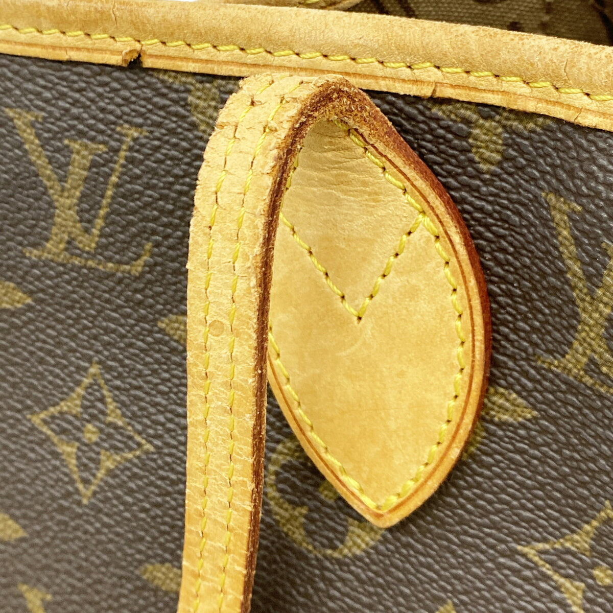 Louis Vuitton Brown Tote Bag (Pre-Owned)