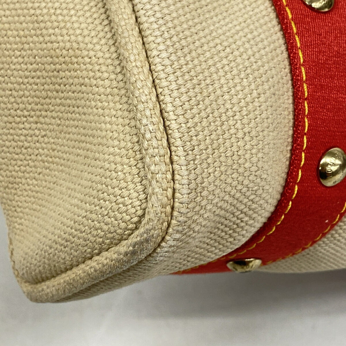 Louis Vuitton Beige Tote Bag (Pre-Owned)