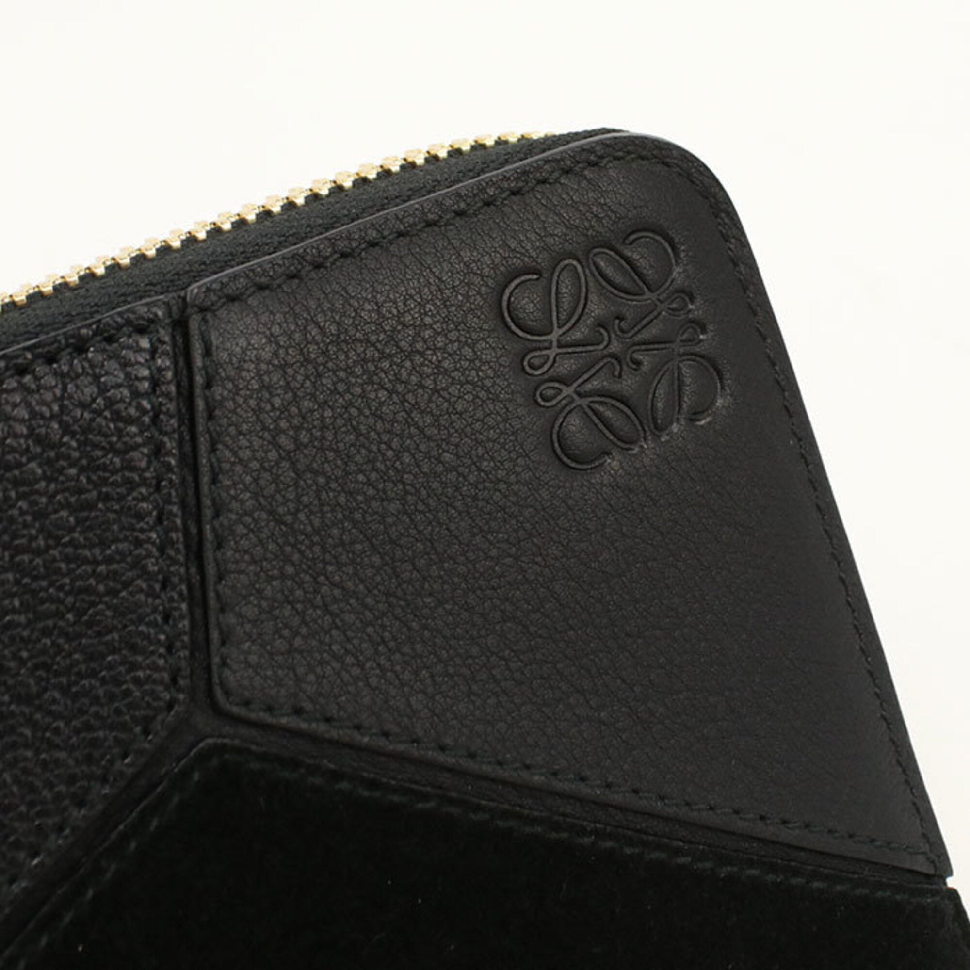 Loewe Black Leather Long Wallet (Bi-Fold) (Pre-Owned)