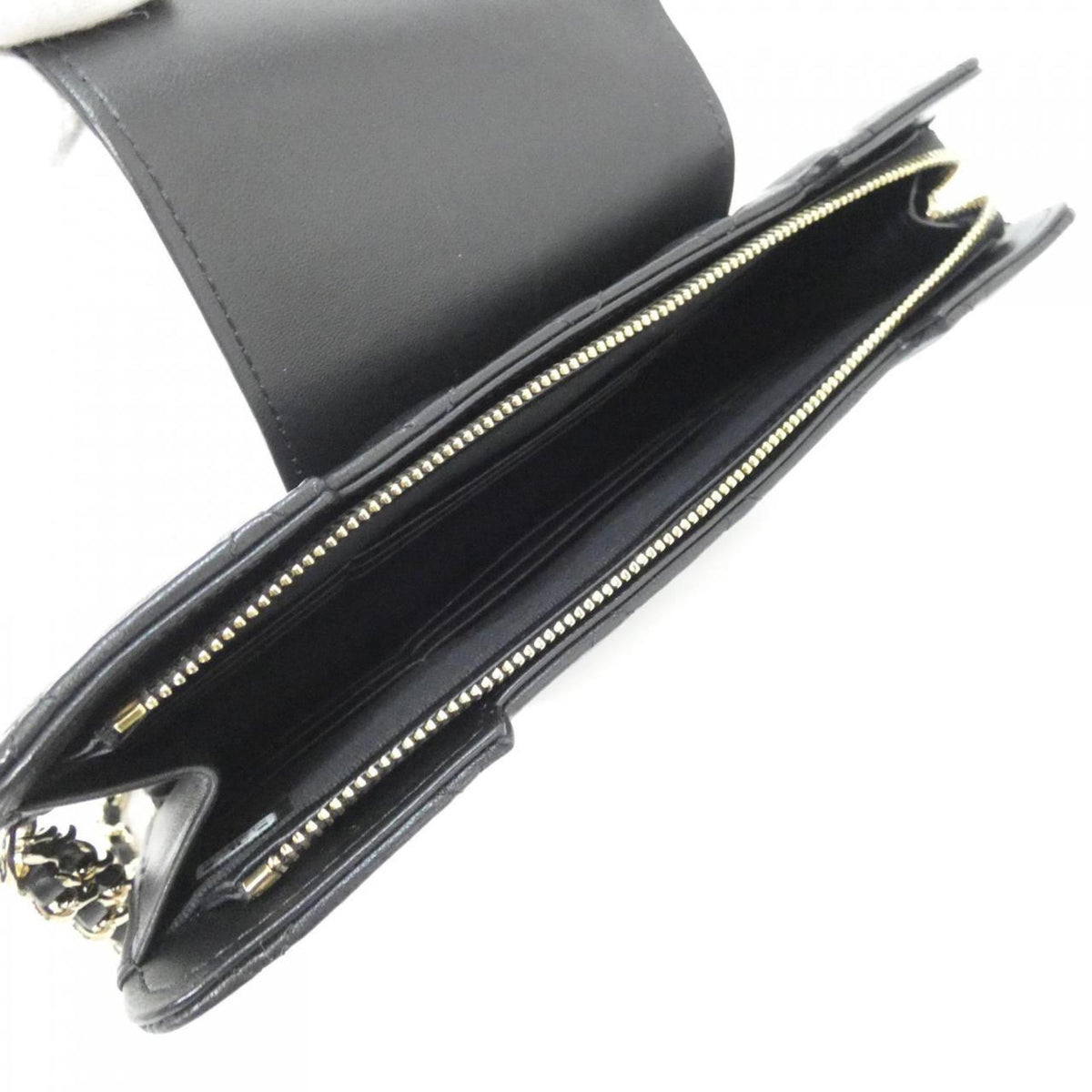 Chanel Black Leather Handbag Pouch (Pre-Owned)