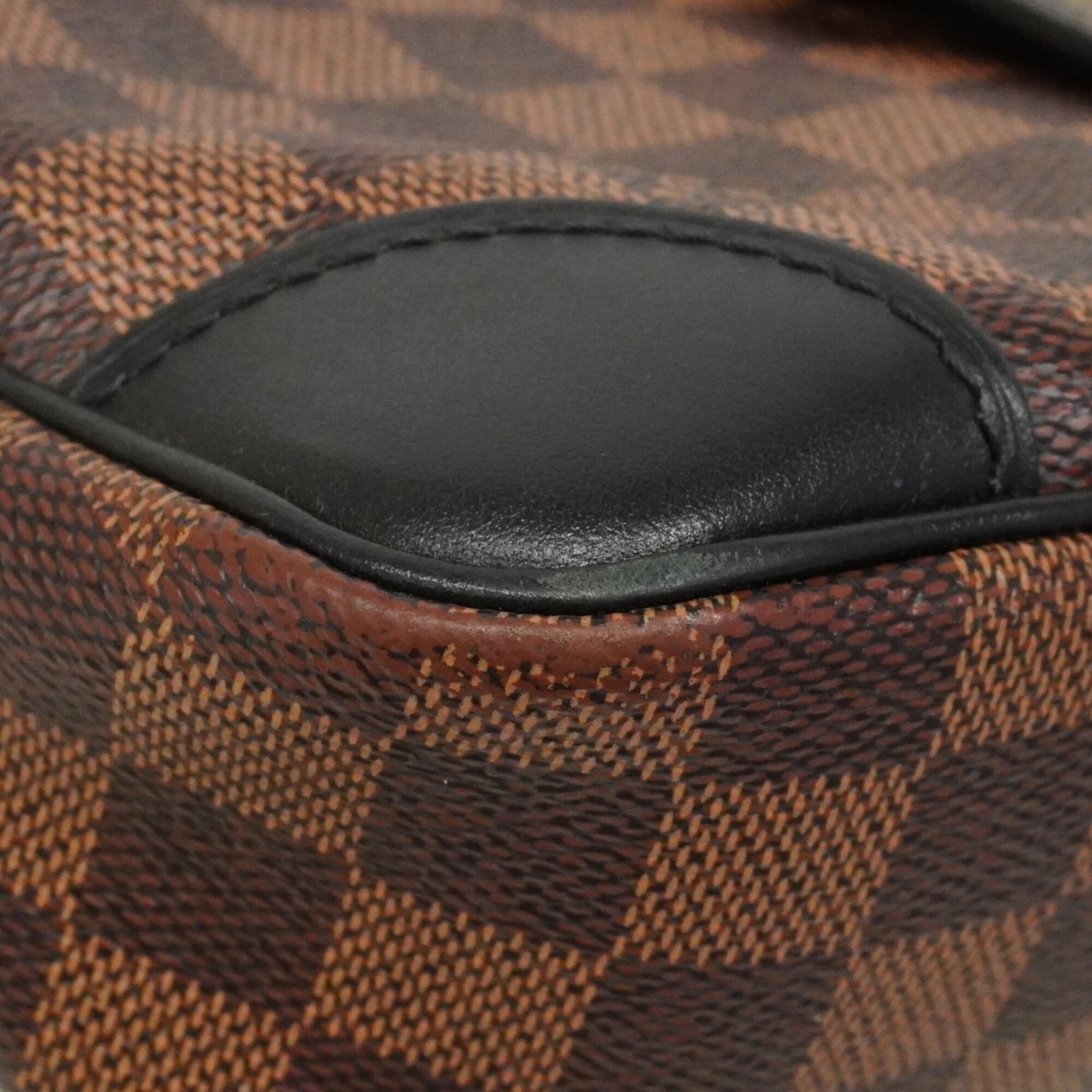 Louis Vuitton Ebene Shoulder Bag (Pre-Owned)