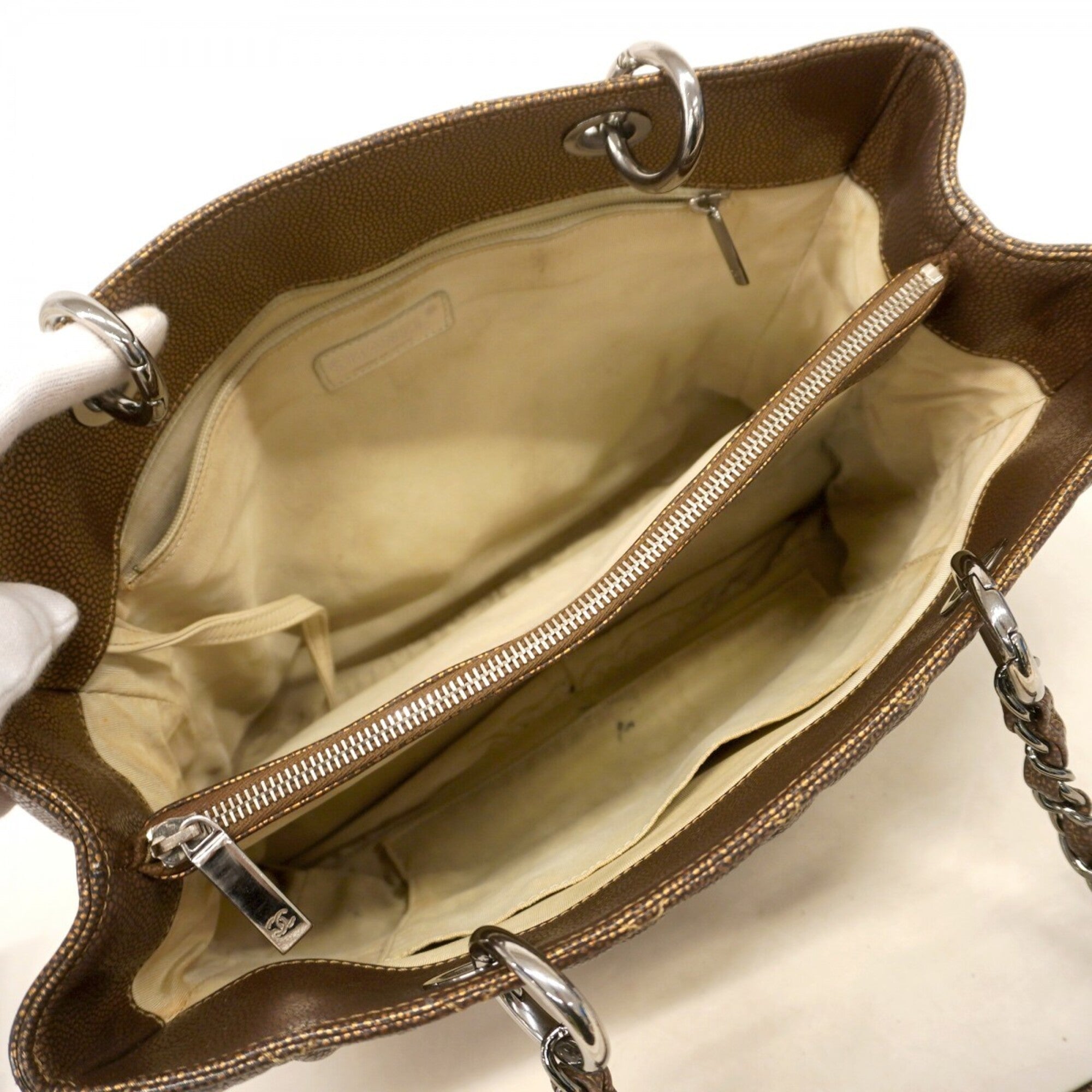 Chanel Brown Grained Calfskin Tote Bag (Pre-Owned)