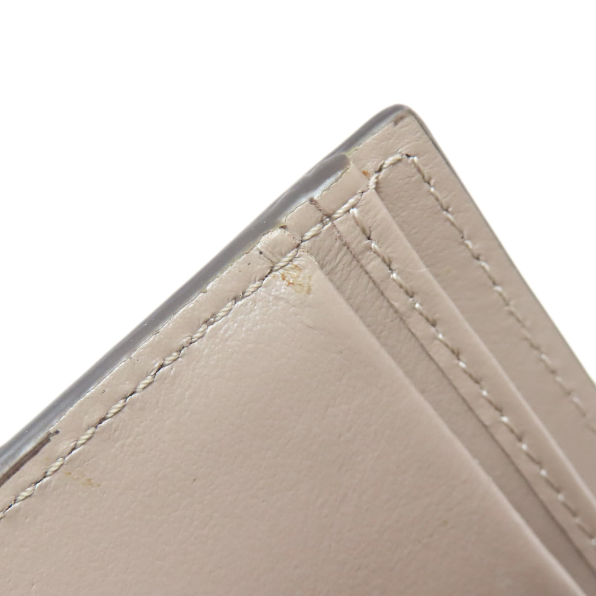 Fendi Beige Leather Wallet (Bi-Fold) (Pre-Owned)