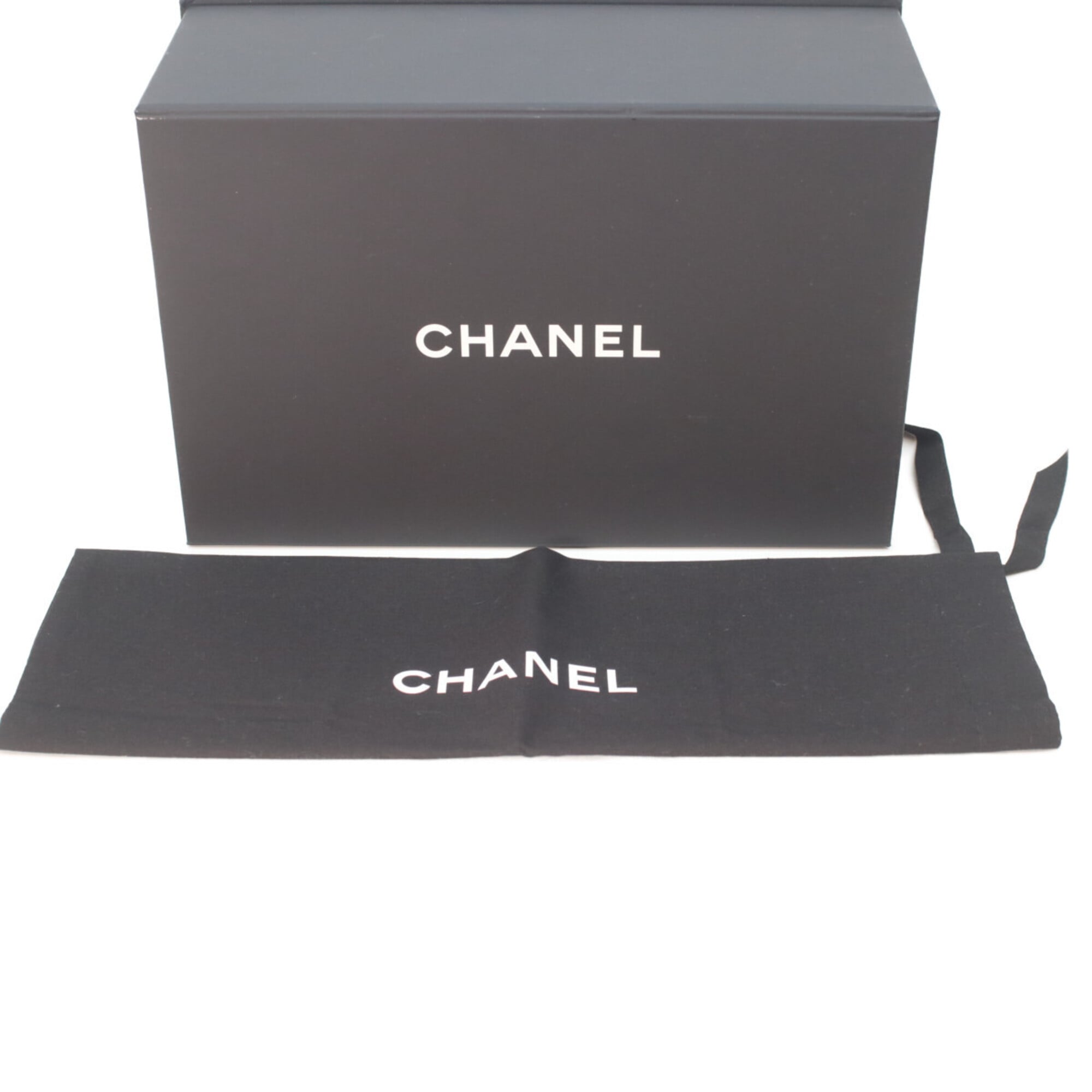 Chanel Black Leather Tote Bag (Pre-Owned)