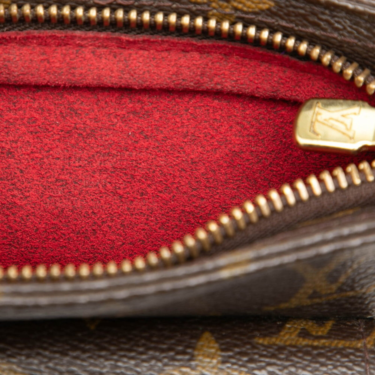 Louis Vuitton Brown Pvc Leather Pouch (Pre-Owned)