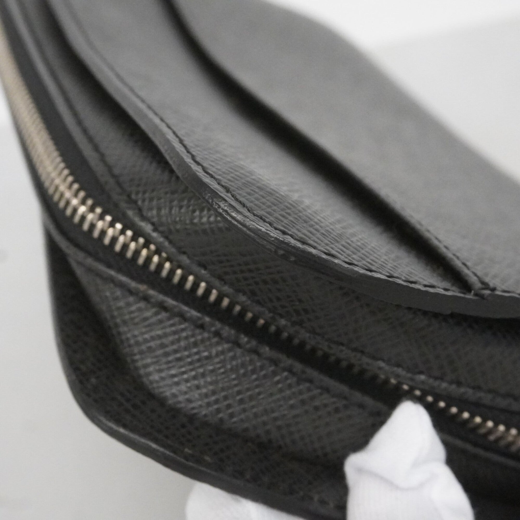 Louis Vuitton Ardoise Clutch Bag (Pre-Owned)