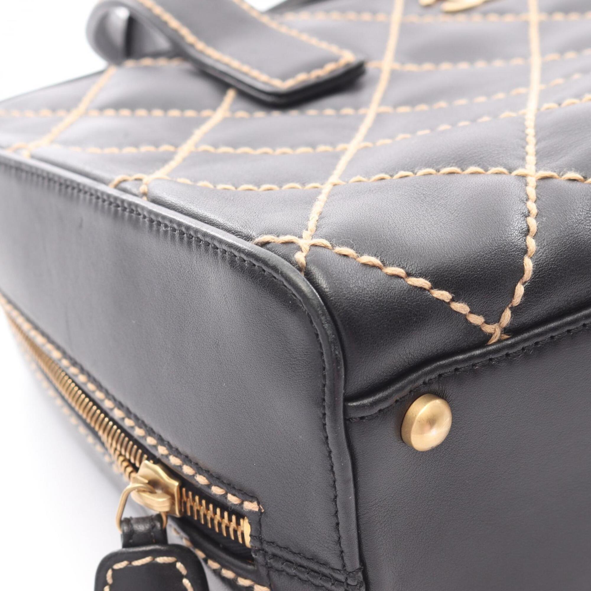 Chanel Black Leather Handbag (Pre-Owned)