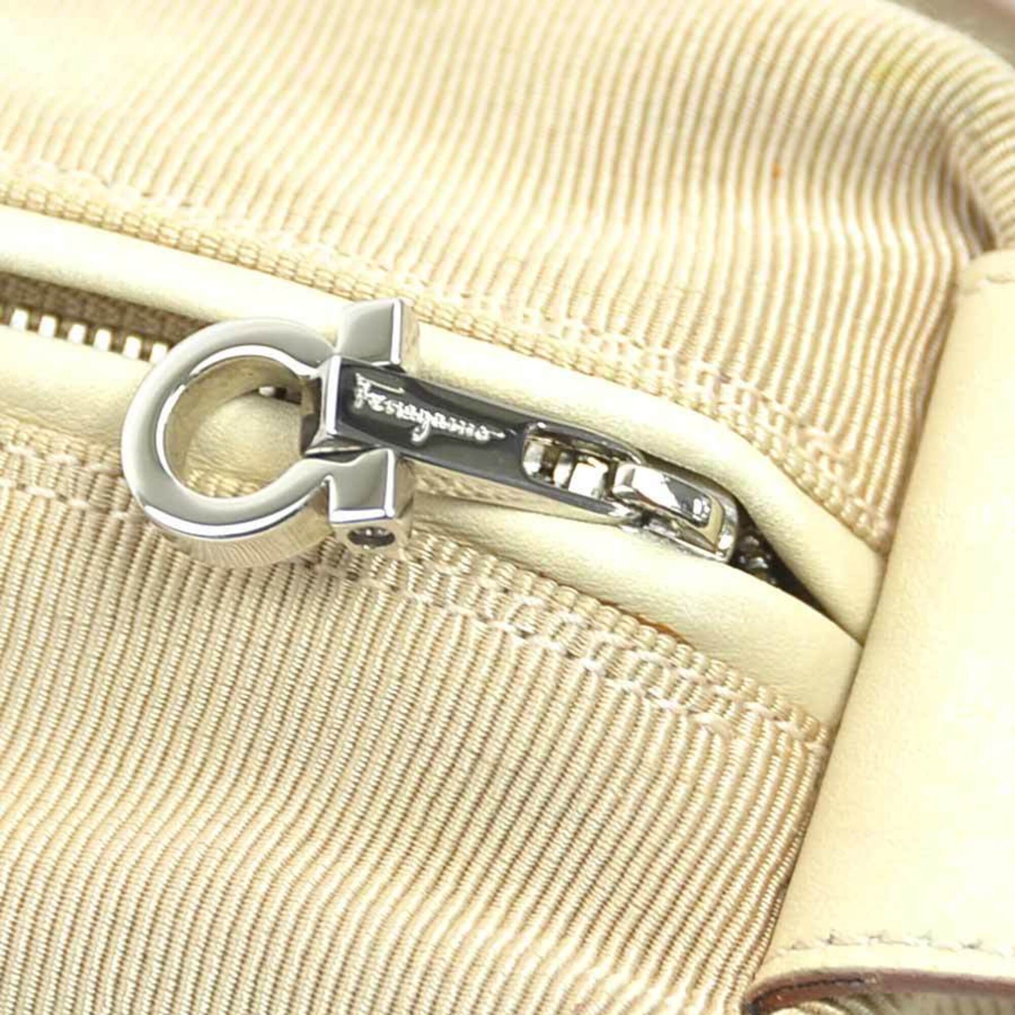 Salvatore Ferragamo Beige Canvas Leather Shoulder Bag (Pre-Owned)