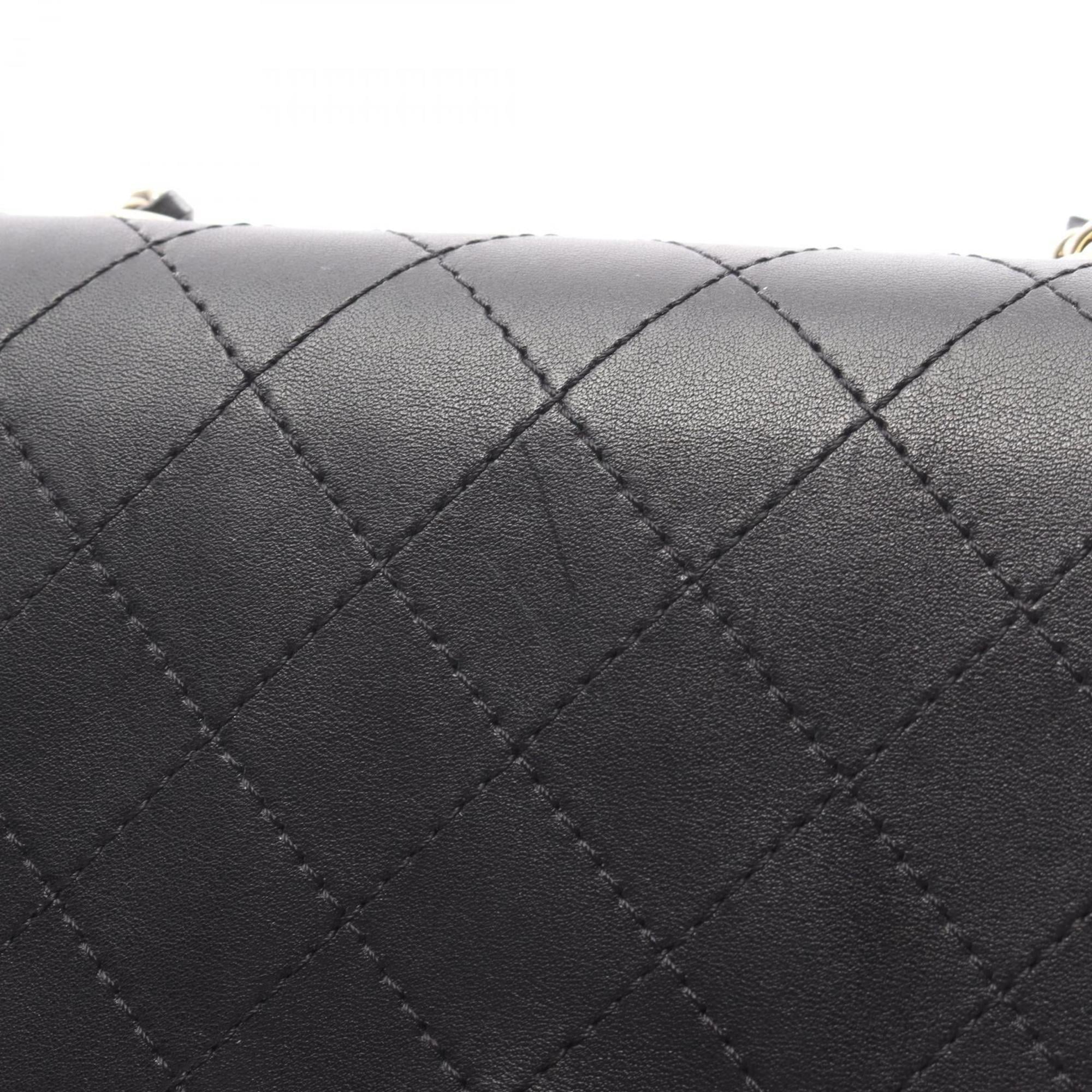 Chanel Black Leather Shoulder Bag (Pre-Owned)