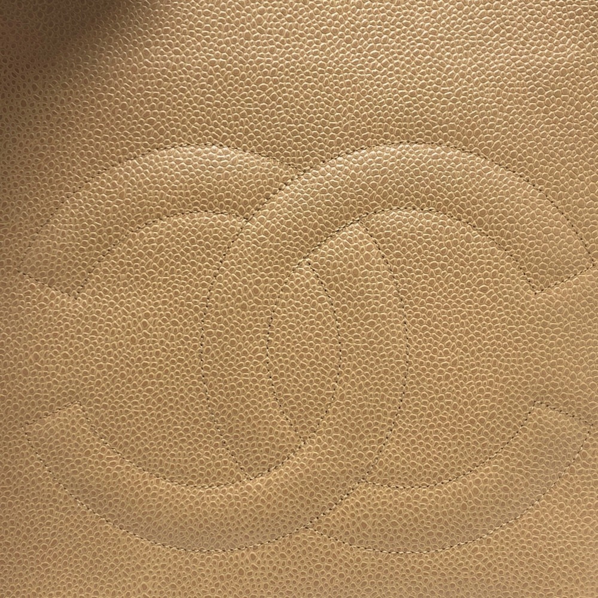 Chanel Beige Grained Calfskin Tote Bag (Pre-Owned)