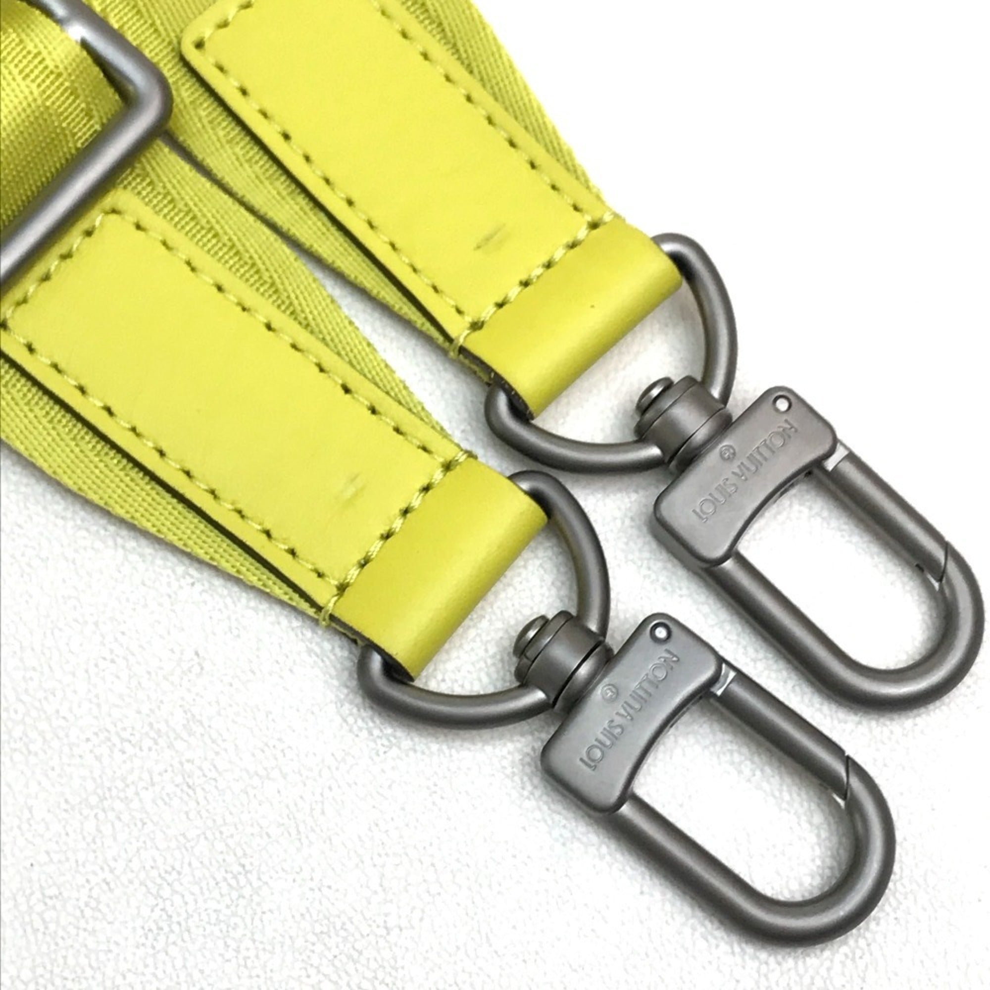 Louis Vuitton Damier Infini Vert Yellow Damier Infini Handbag Shoulder Bag (Pre-Owned)