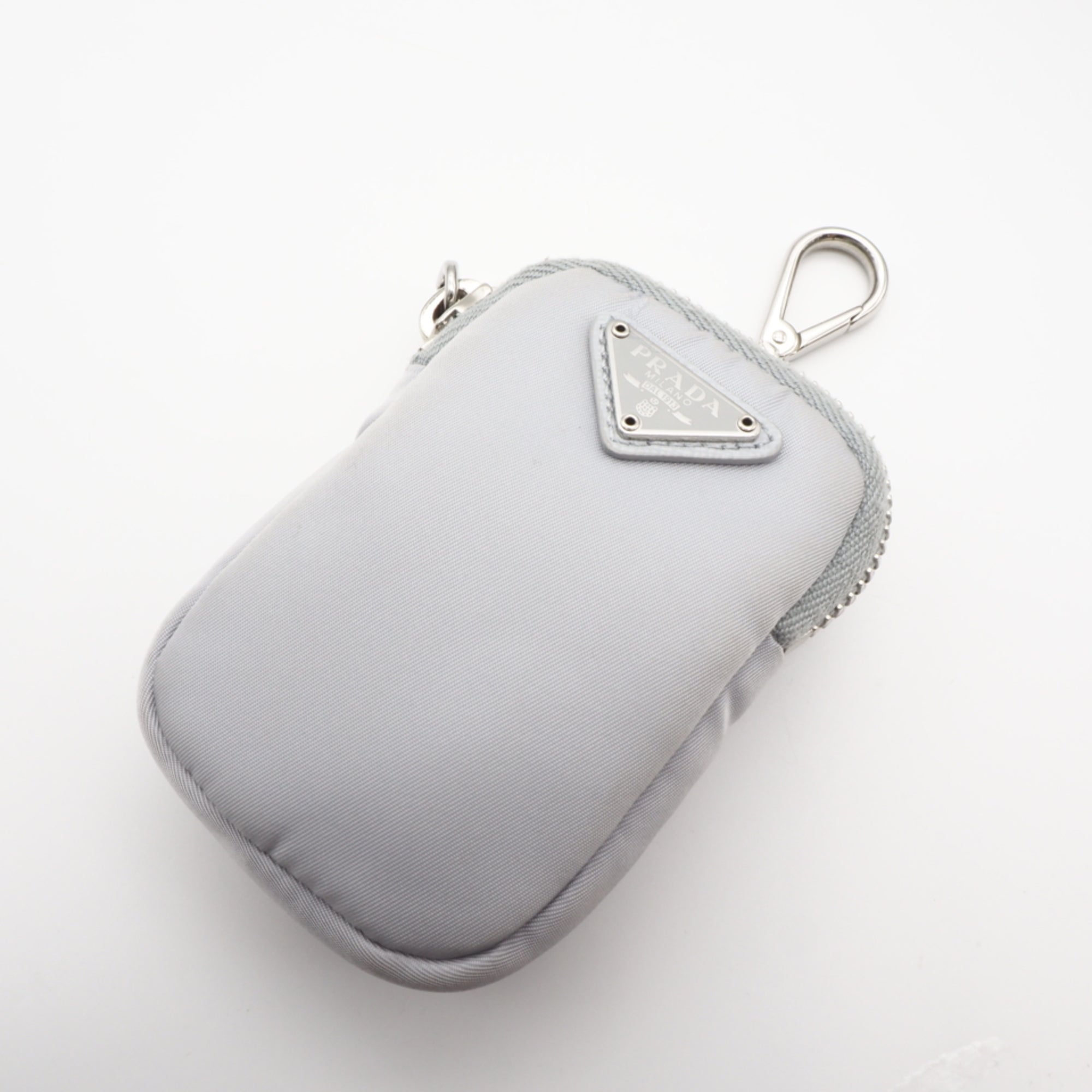 Prada Gray Nylon Shoulder Bag (Pre-Owned)