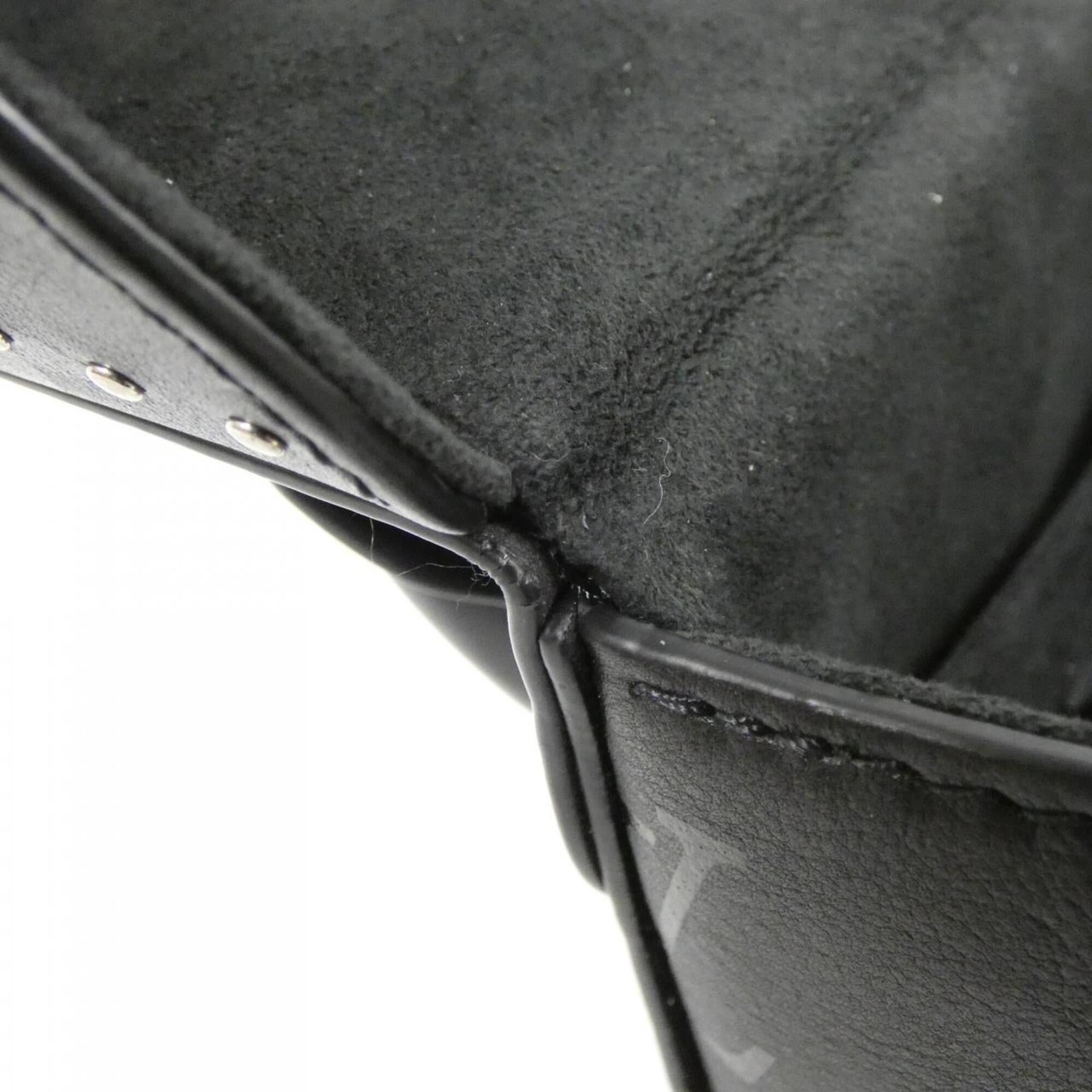 Louis Vuitton Black Leather Handbag (Pre-Owned)