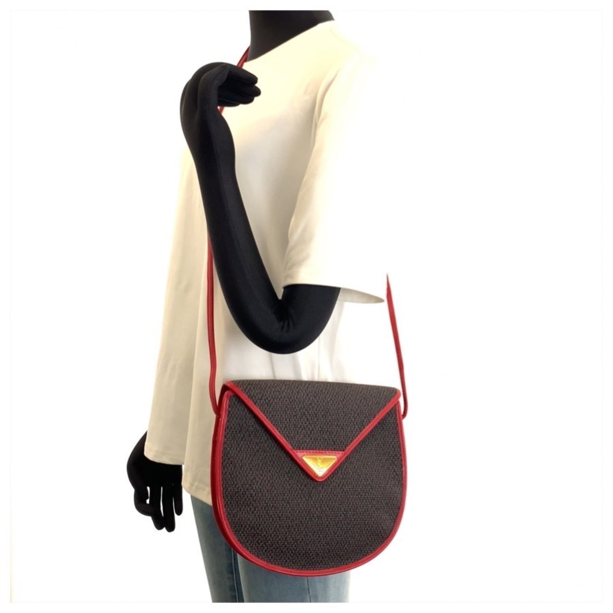 Yves Saint Laurent Gray Red Color Pvc Leather Pochette Shoulder Bag (Pre-Owned)
