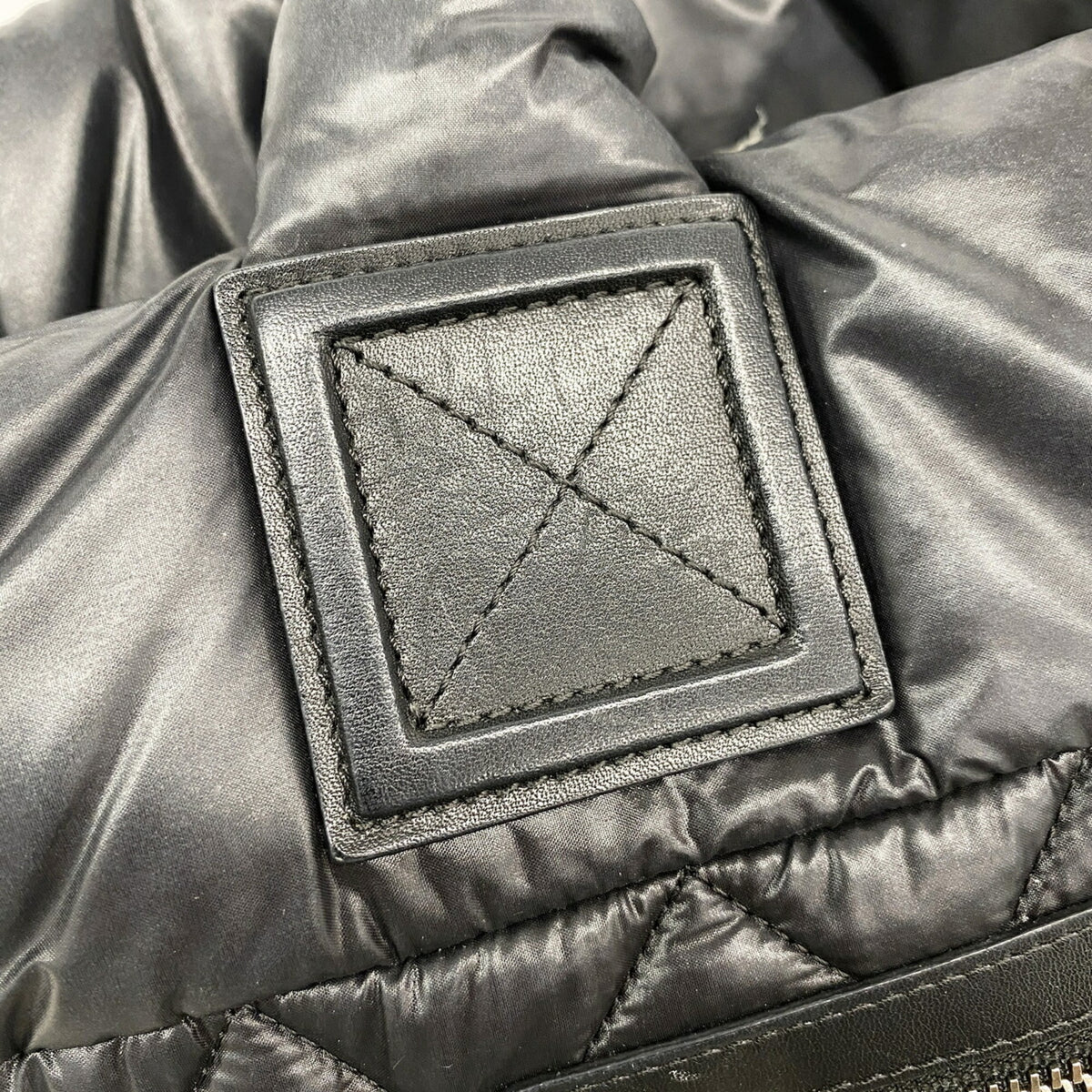 Chanel Black Nylon Tote Bag (Pre-Owned)