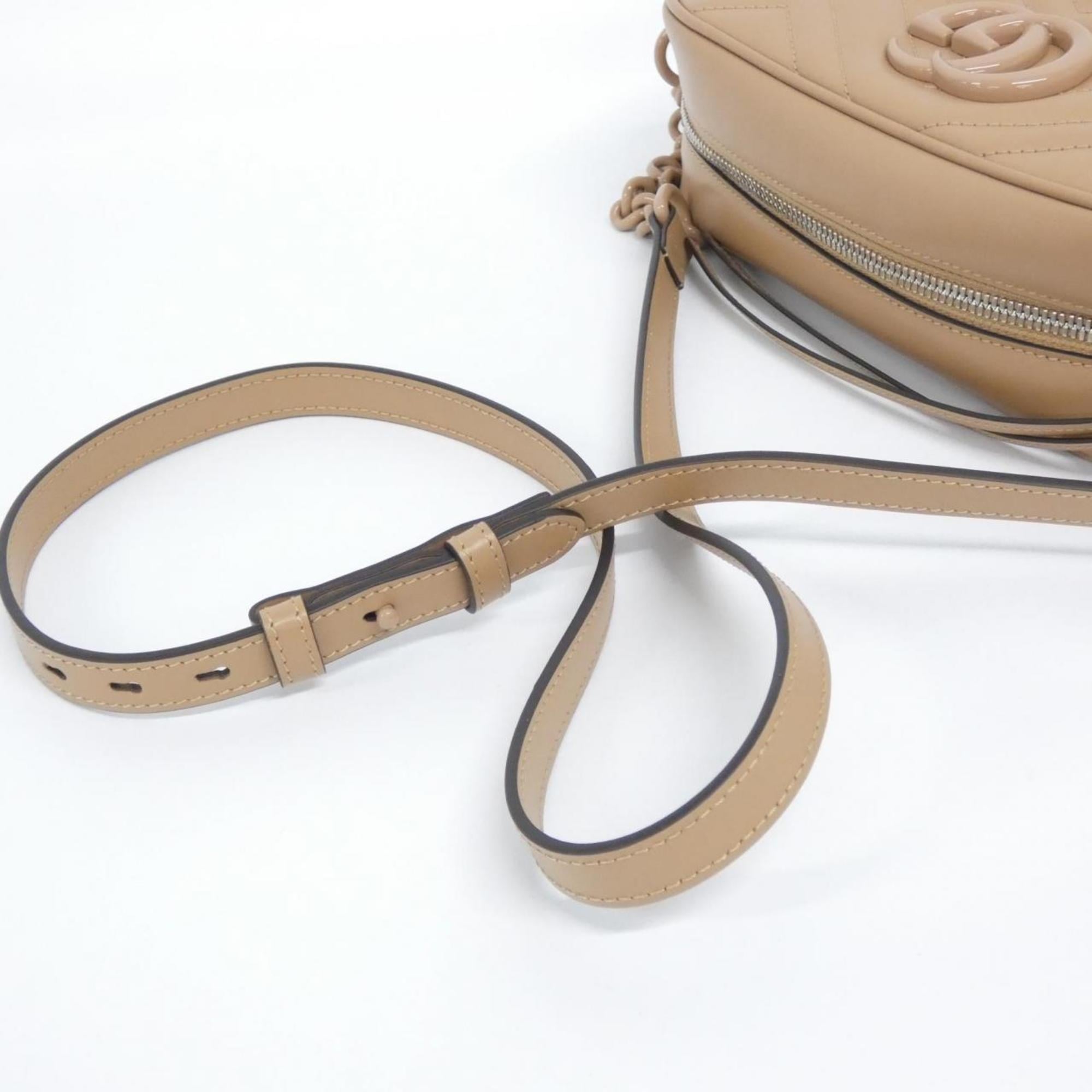 Gucci Beige Quilting Leather Shoulder Bag (Pre-Owned)