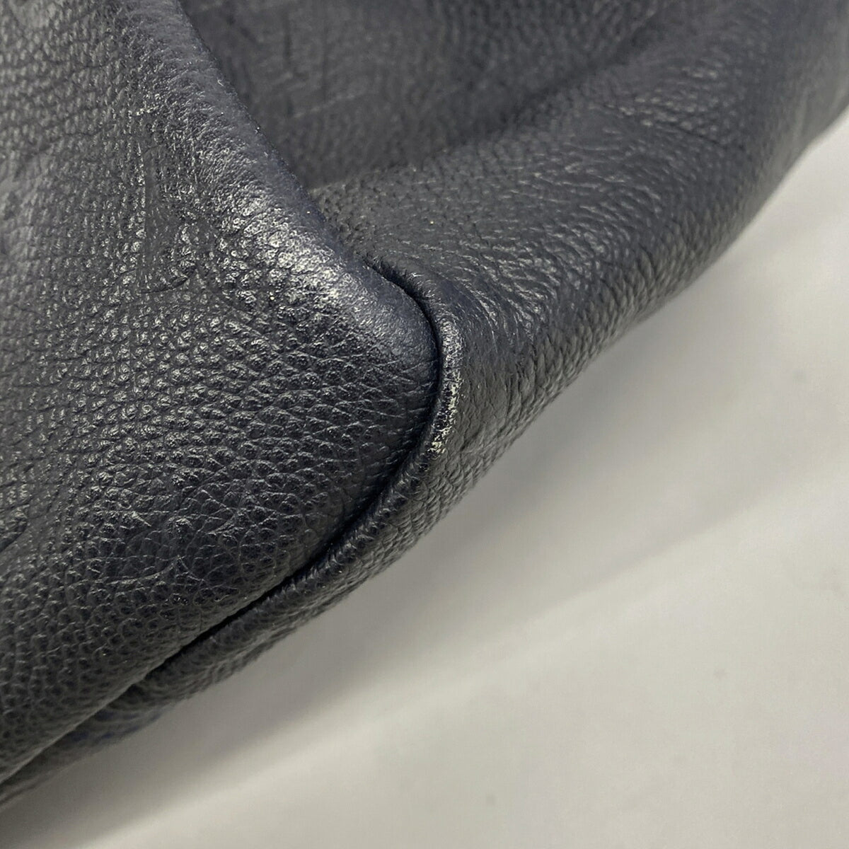 Louis Vuitton Infini Shoulder Bag (Pre-Owned)