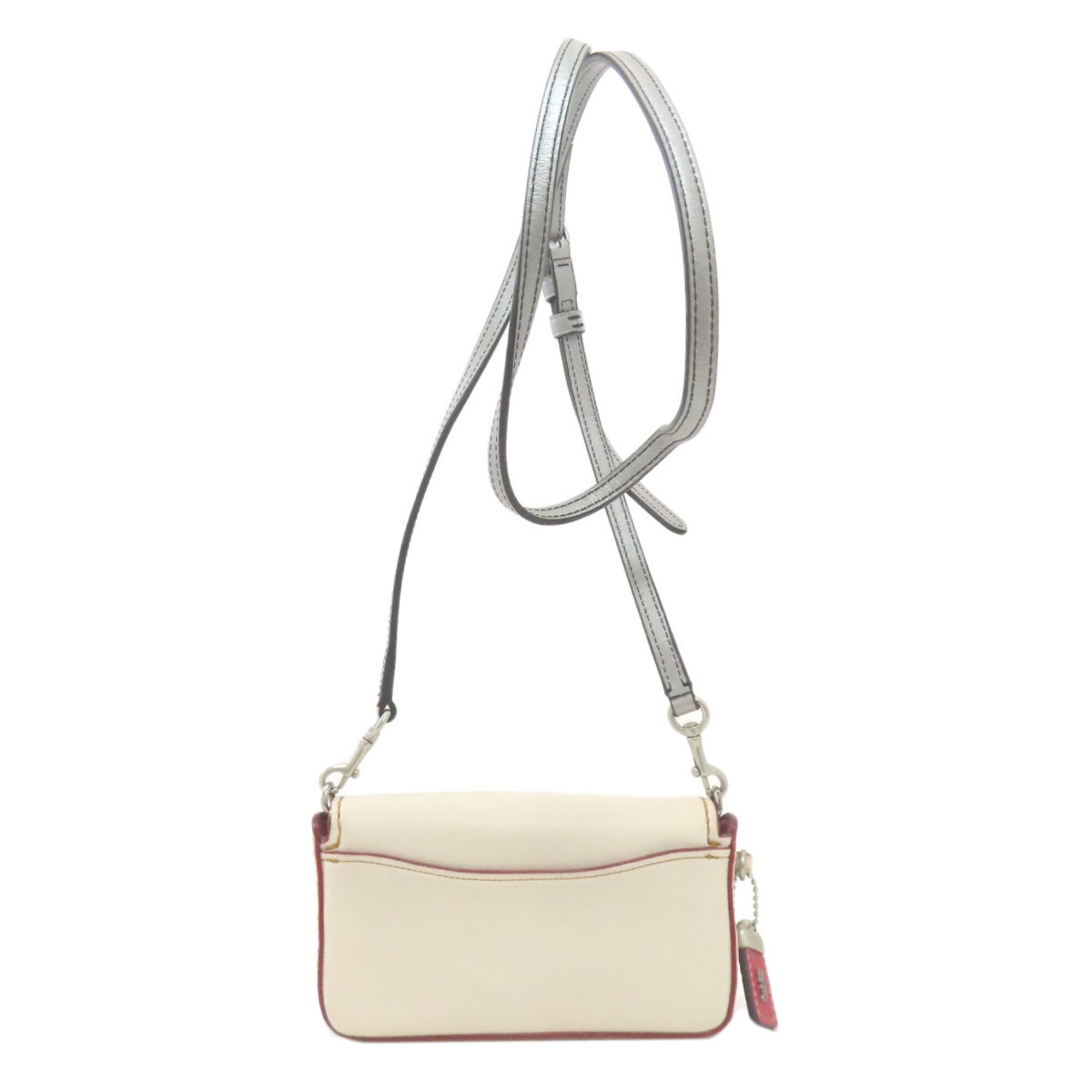 Coach White Leather Shoulder Bag (Pre-Owned)