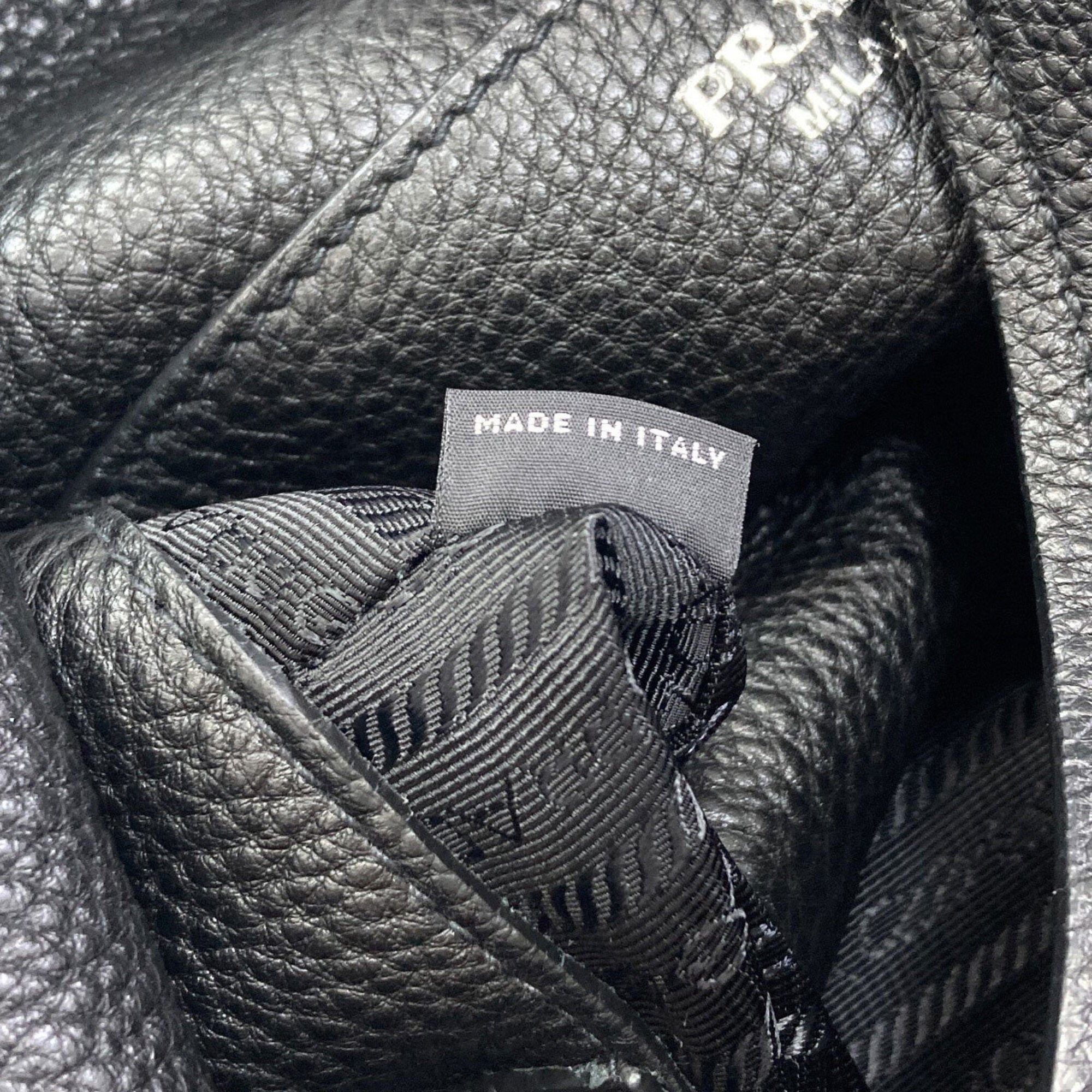 Prada Black Leather Tote Bag (Pre-Owned)