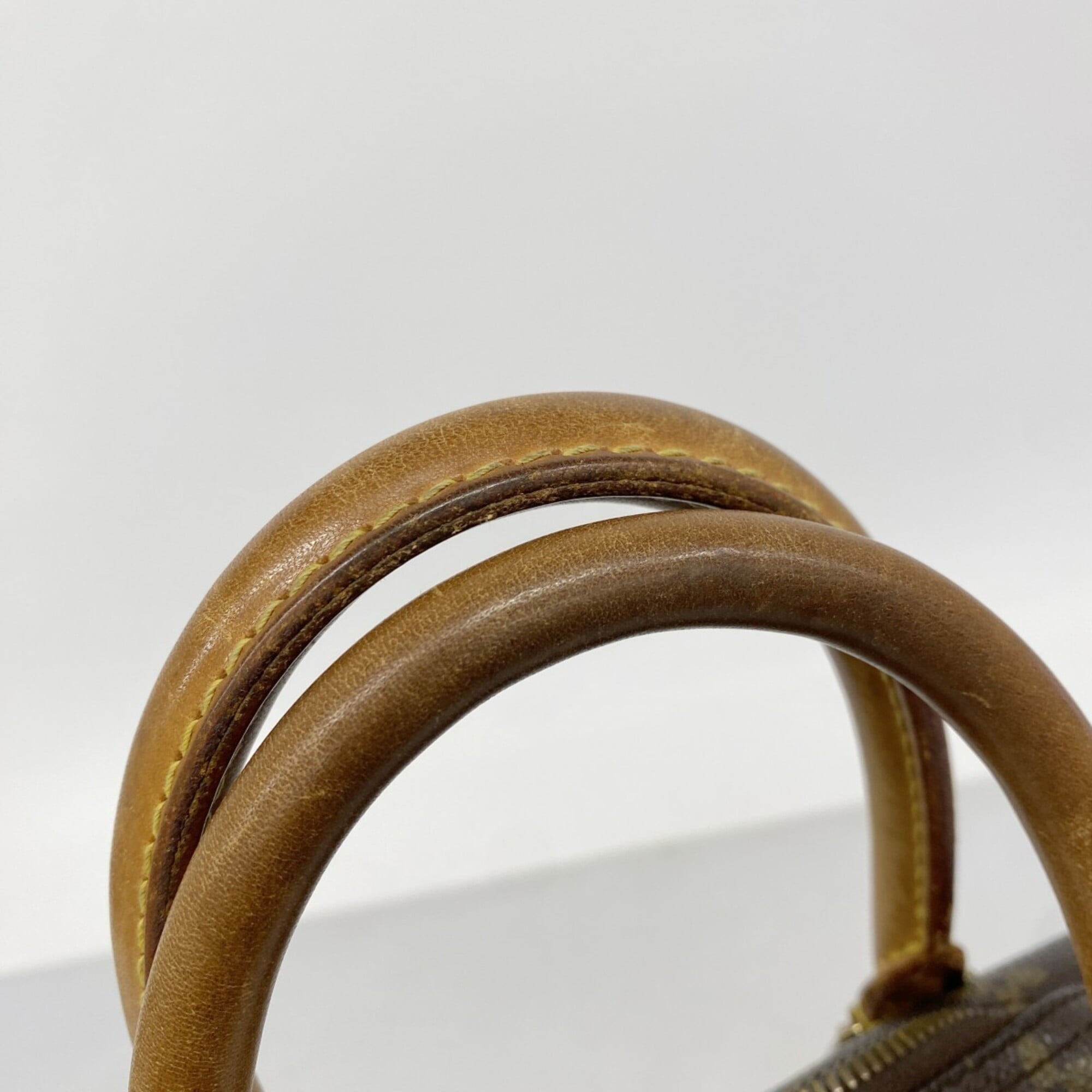 Louis Vuitton Brown Handbag (Pre-Owned)