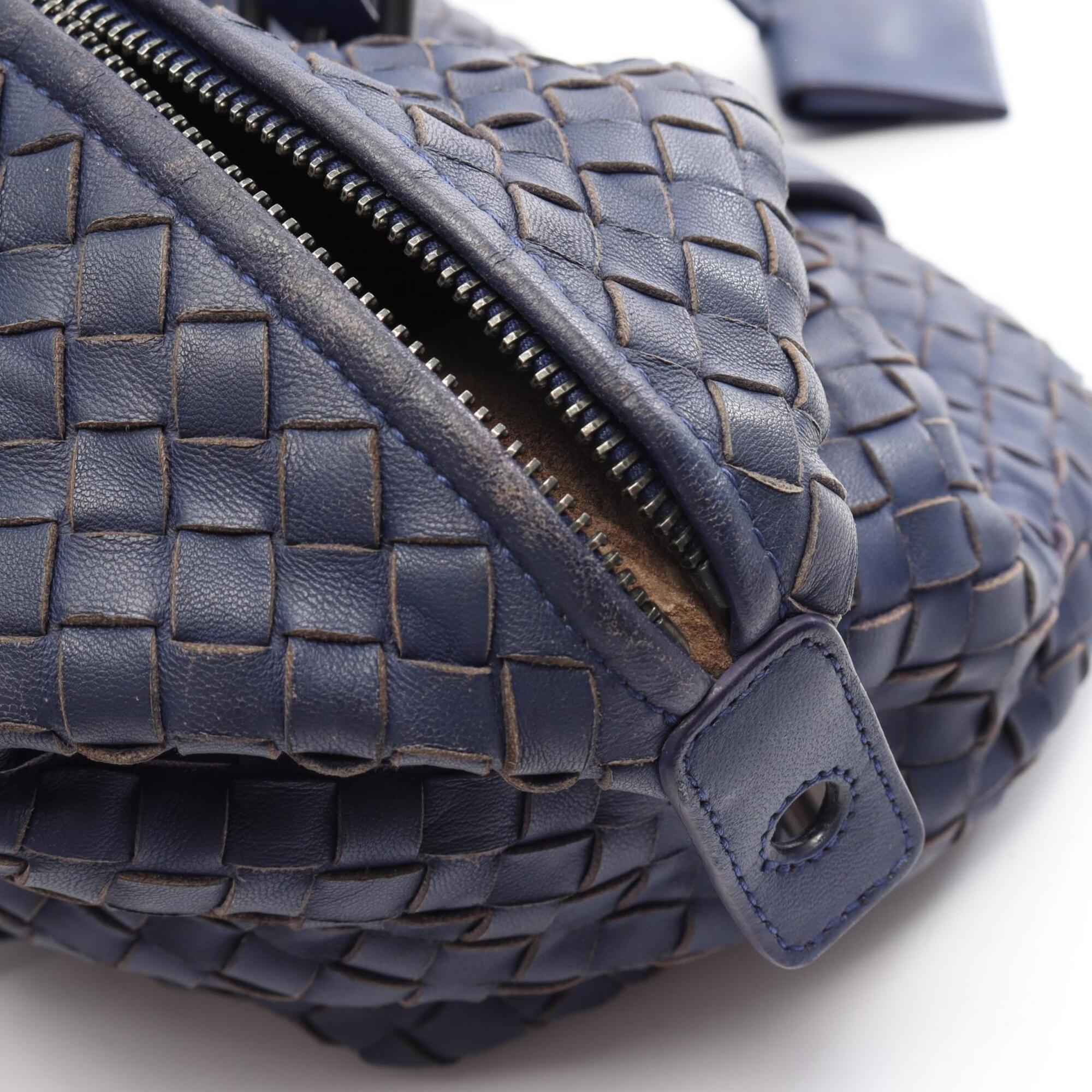 Bottega Veneta Navy Leather Handbag (Pre-Owned)