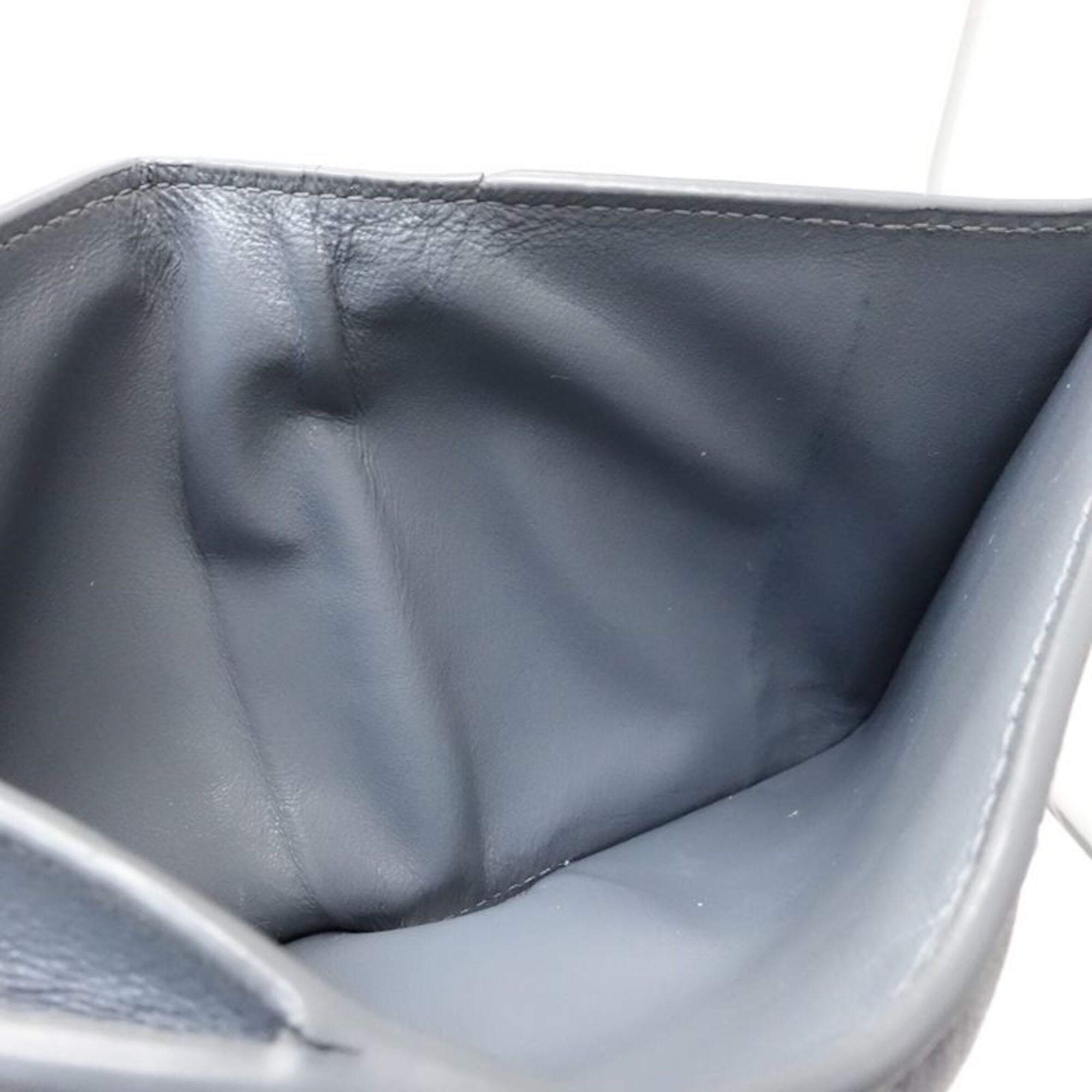 Bottega Veneta Gray Leather Wallet (Bi-Fold) (Pre-Owned)