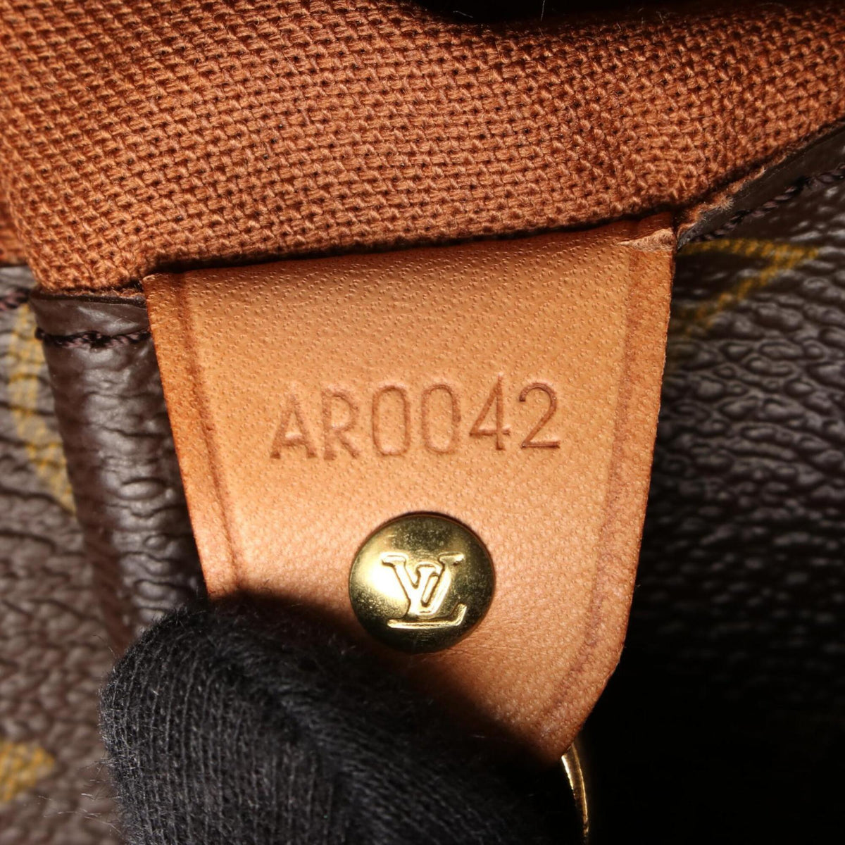 Louis Vuitton Brown Monogram Monogram Leather Handbag Tote Bag (Pre-Owned)