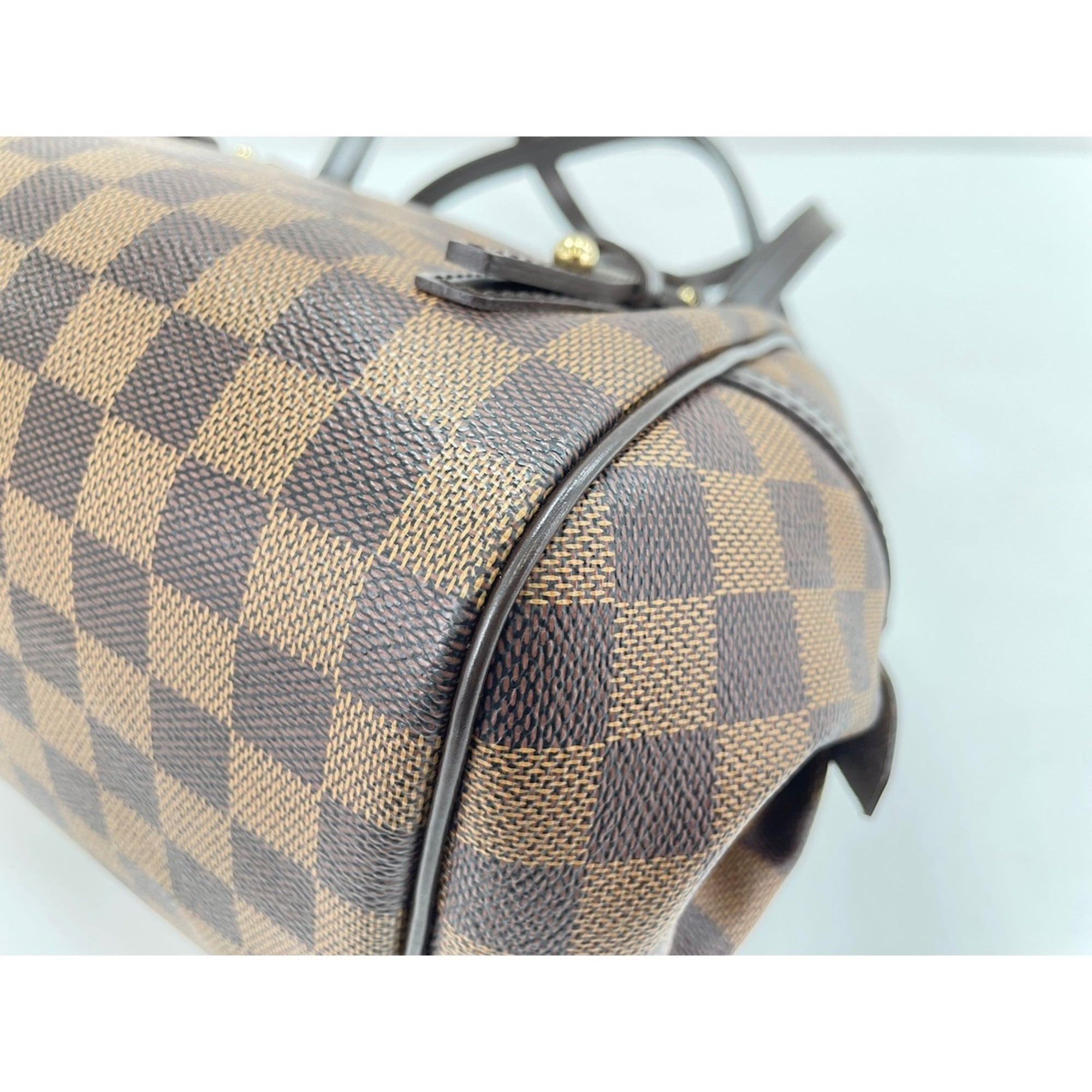 Louis Vuitton Brown Damier Canvas Handbag (Pre-Owned)