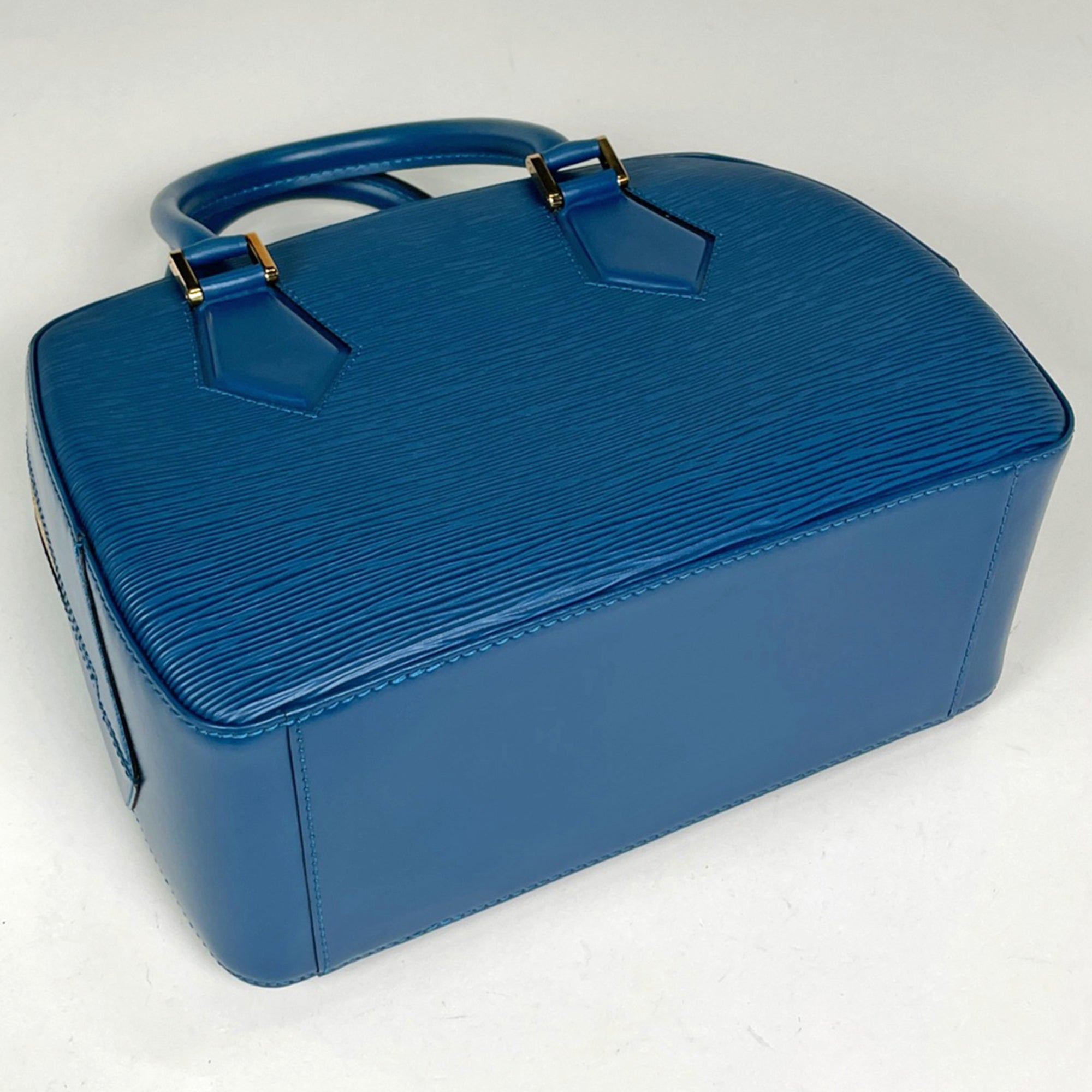 Louis Vuitton Epi Toledo Blue Epi Leather Handbag (Pre-Owned)
