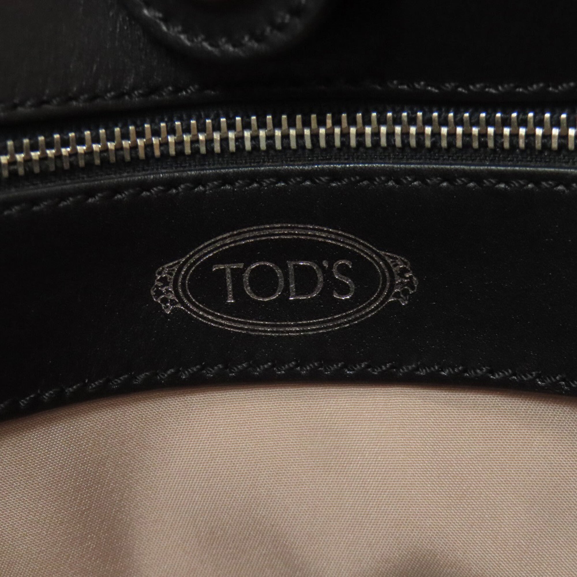 Tod's Pink Leather Tote Bag (Pre-Owned)
