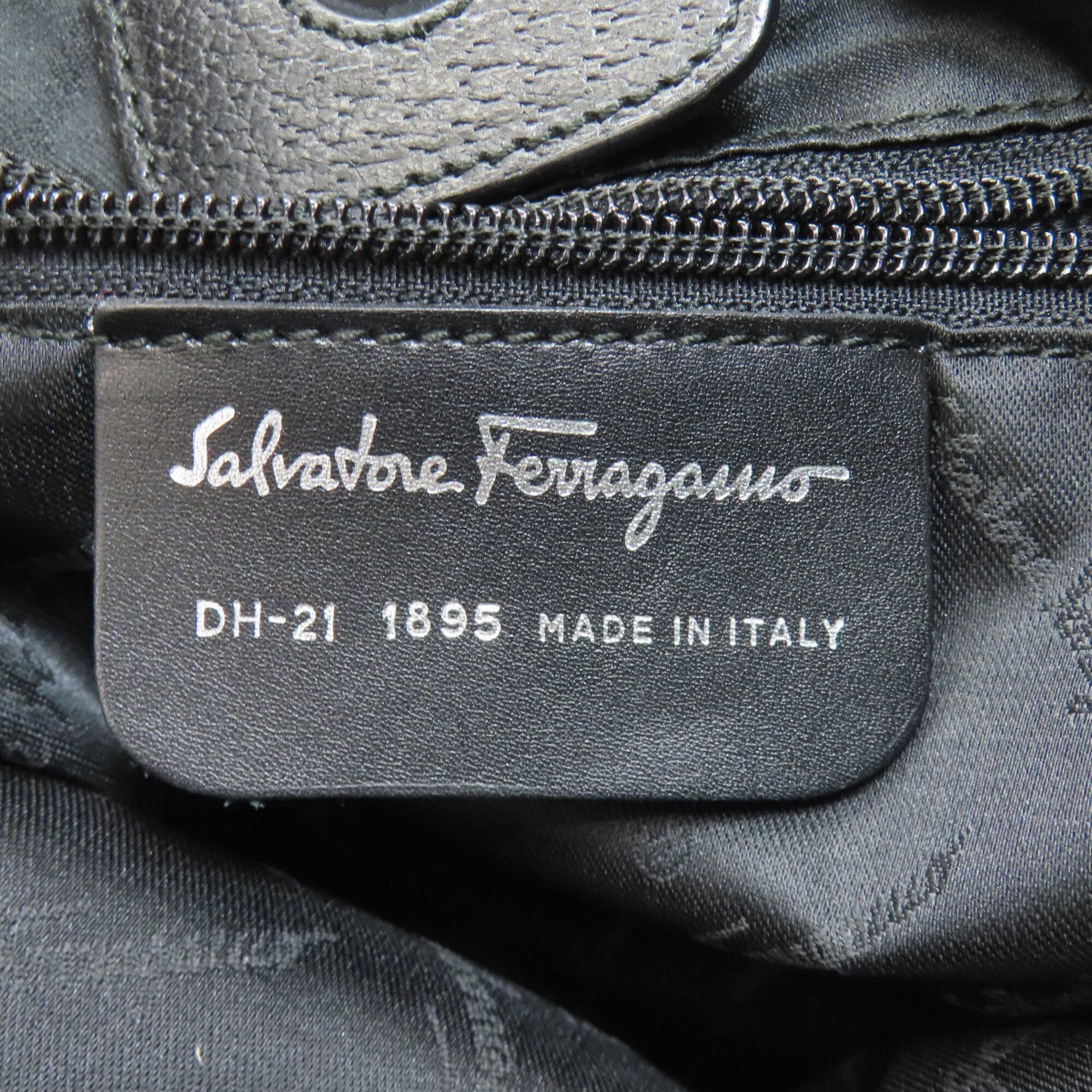 Salvatore Ferragamo Black Nylon Canvas Leather Handbag (Pre-Owned)