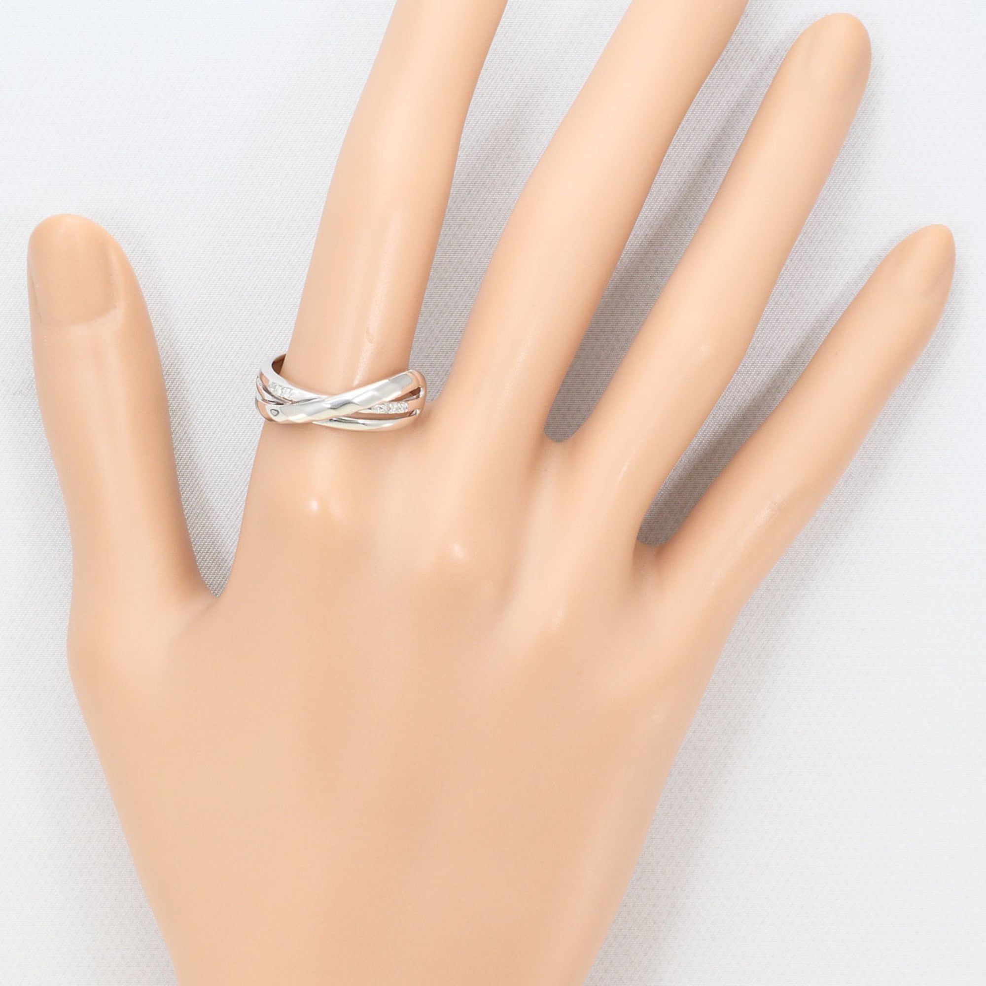 Unbranded White Gold White Gold (10K) Band Ring (Pre-Owned)