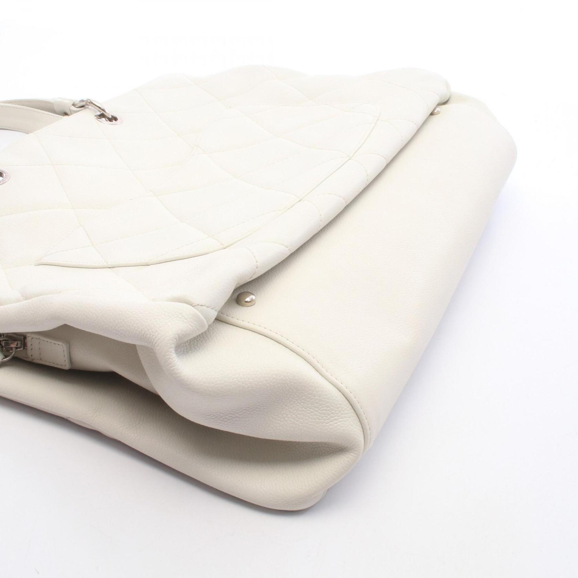 Chanel White Grained Calfskin Handbag Tote Bag (Pre-Owned)