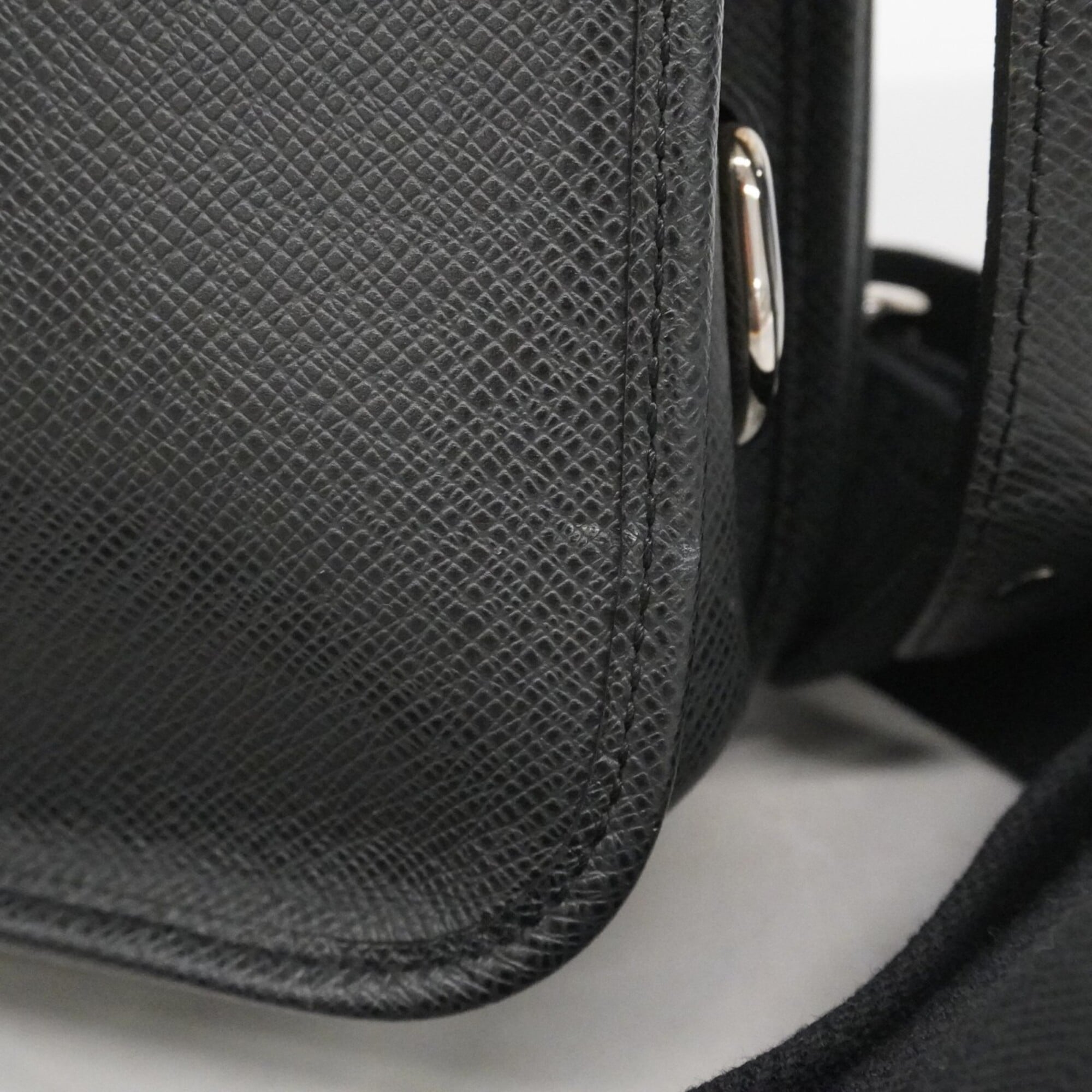 Louis Vuitton Ardoise Shoulder Bag (Pre-Owned)