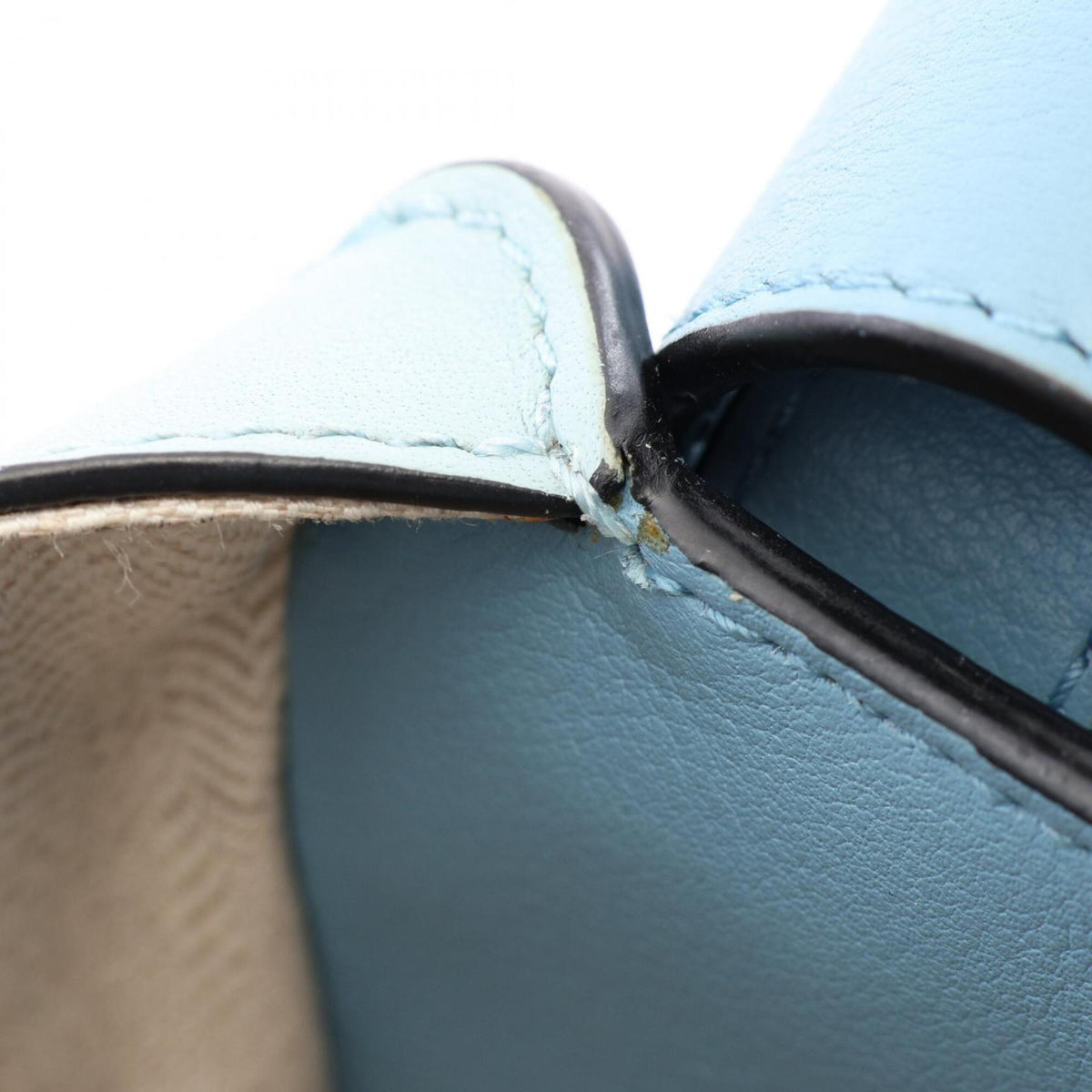 Loewe Blue Leather Handbag (Pre-Owned)