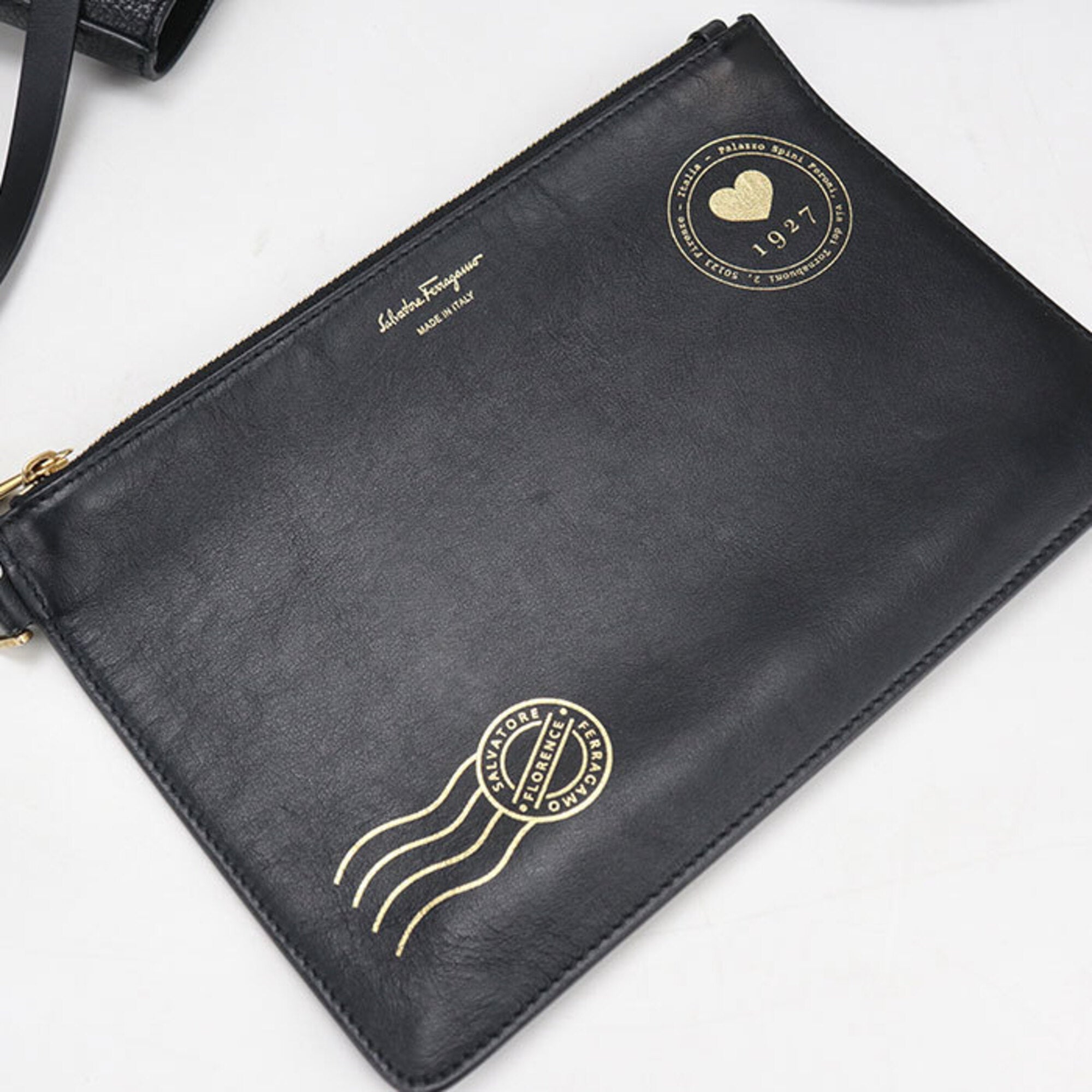 Salvatore Ferragamo Black Leather Pouch Tote Bag (Pre-Owned)