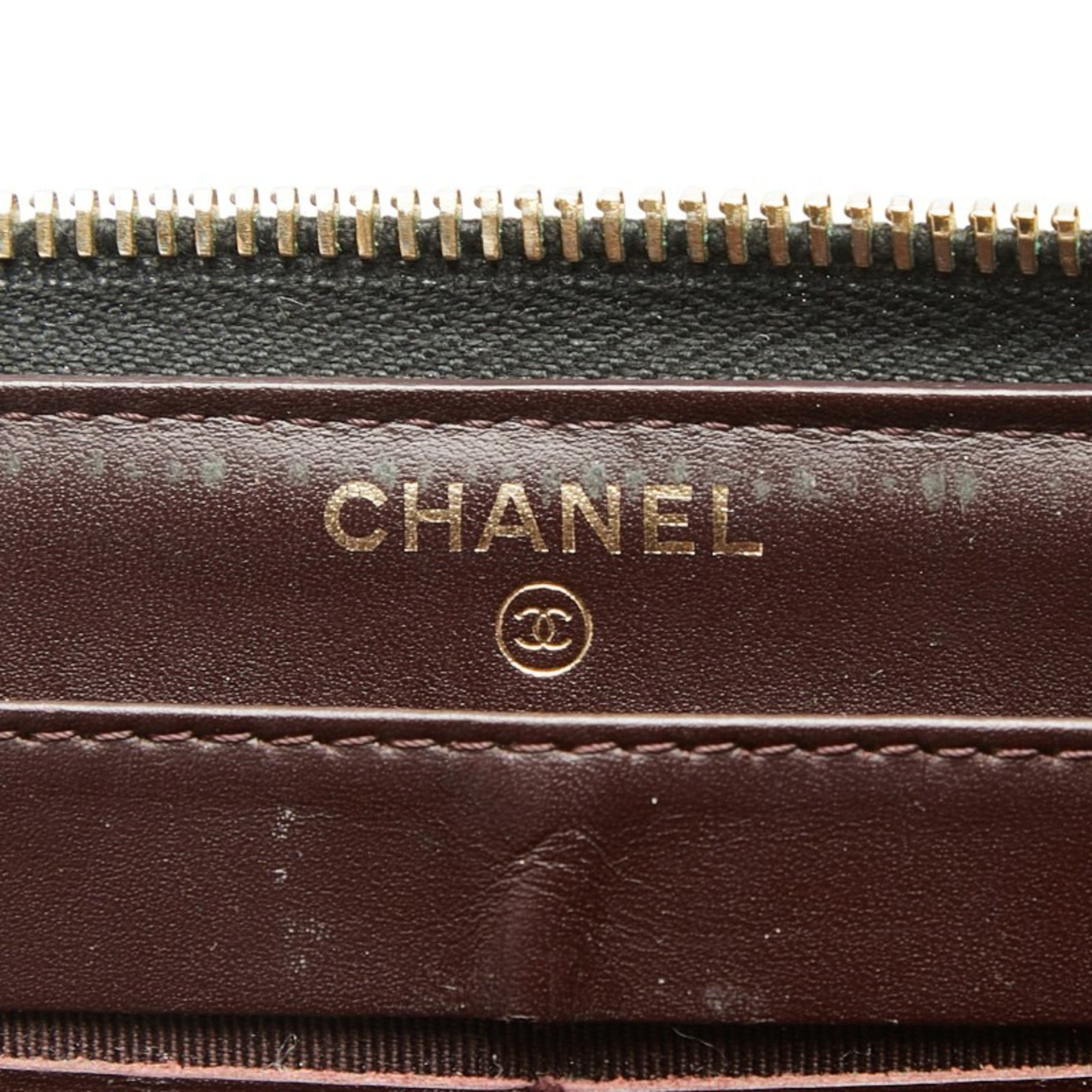 Chanel Matelasse Black Grained Calfskin Long Wallet (Bi-Fold) (Pre-Owned)