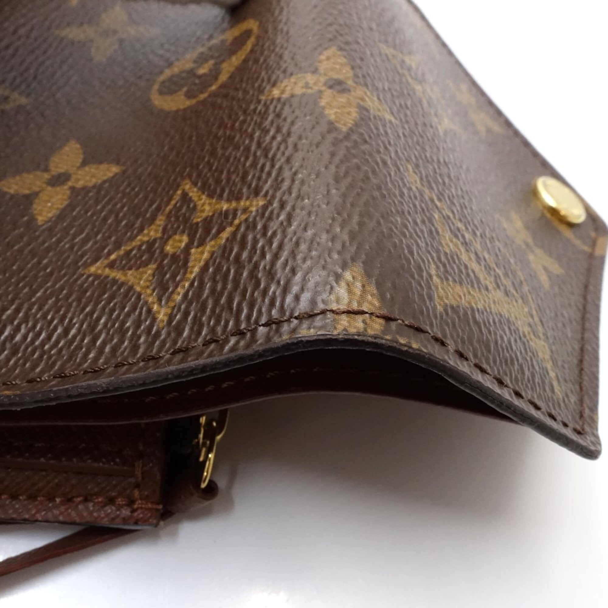 Louis Vuitton Monogram Brown Monogram Canvas Wallet (Tri-Fold) (Pre-Owned)