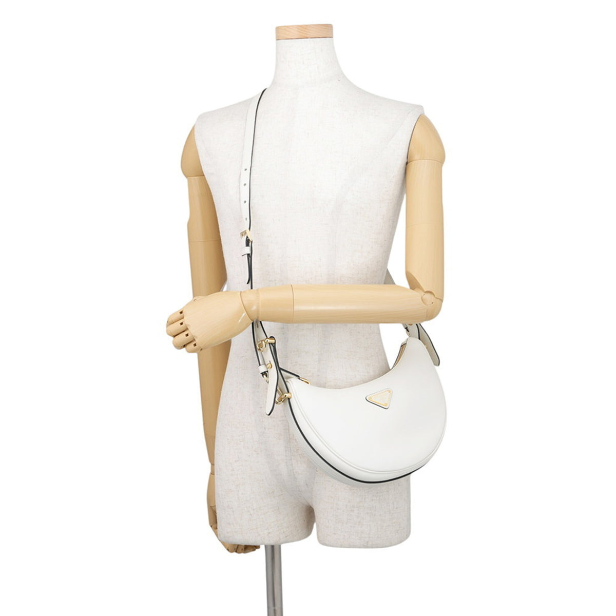 Prada White Leather Handbag Shoulder Bag (Pre-Owned)