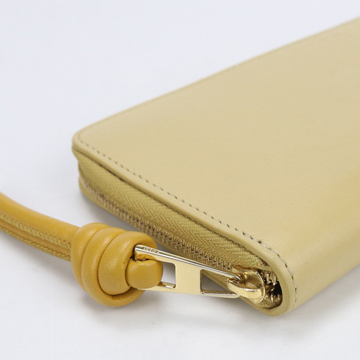 Loewe Yellow Leather Long Wallet (Bi-Fold) (Pre-Owned)