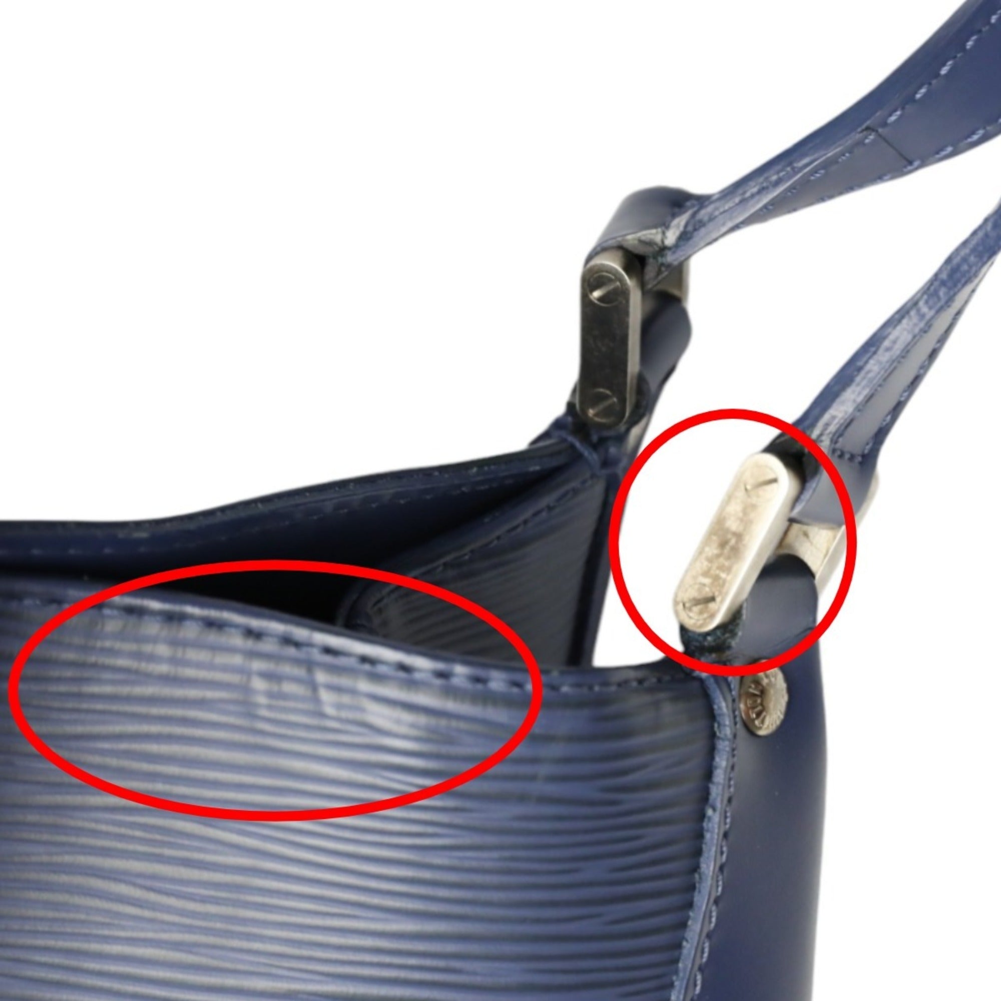 Louis Vuitton Epi Blue Epi Leather Shoulder Bag (Pre-Owned)