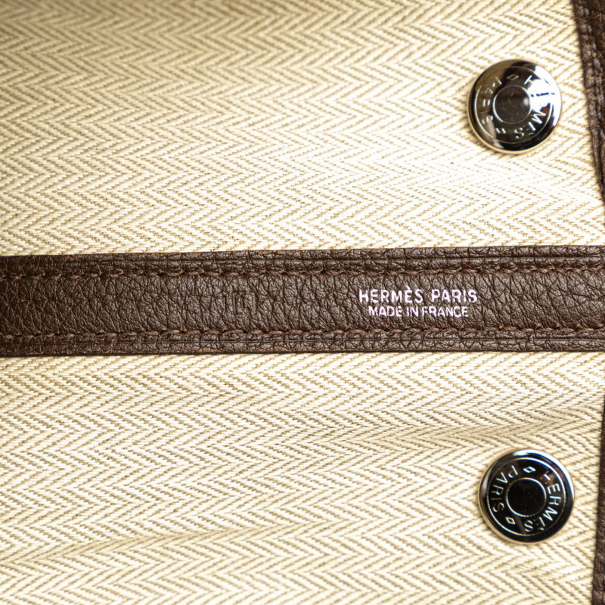 Hermes Garden Chocolat Negonda Leather Handbag (Pre-Owned)